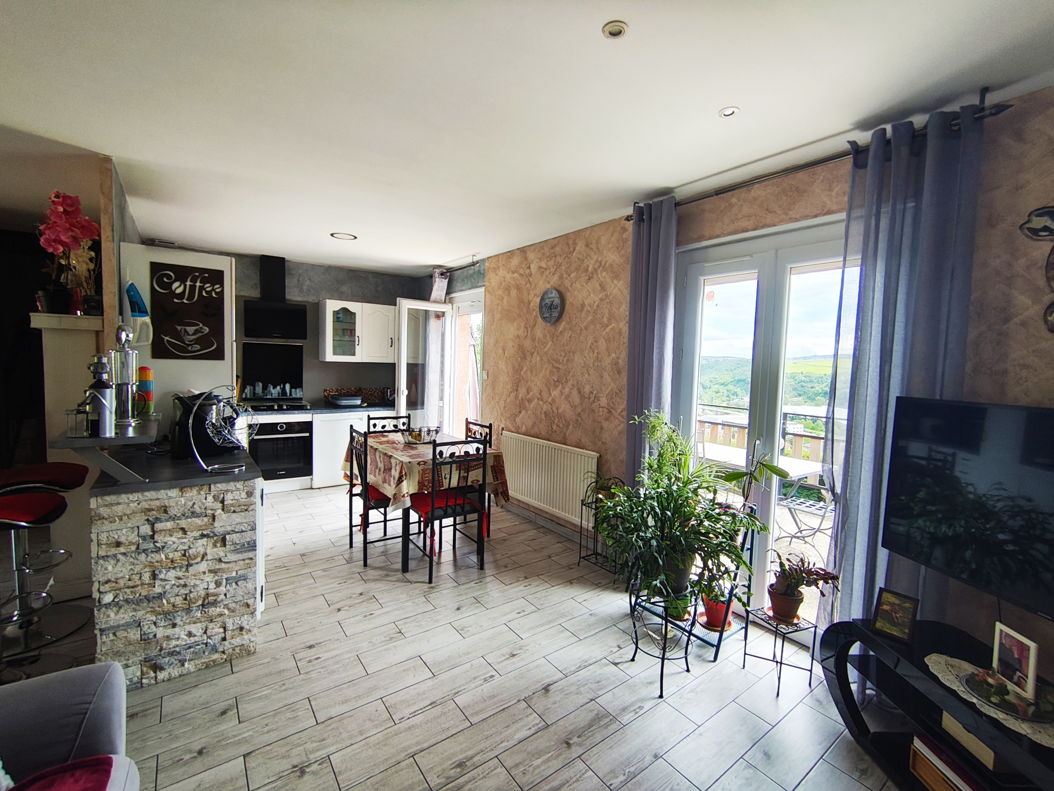 VENTE - Maison/villa - Saint-Joseph (42800) - 272000 €