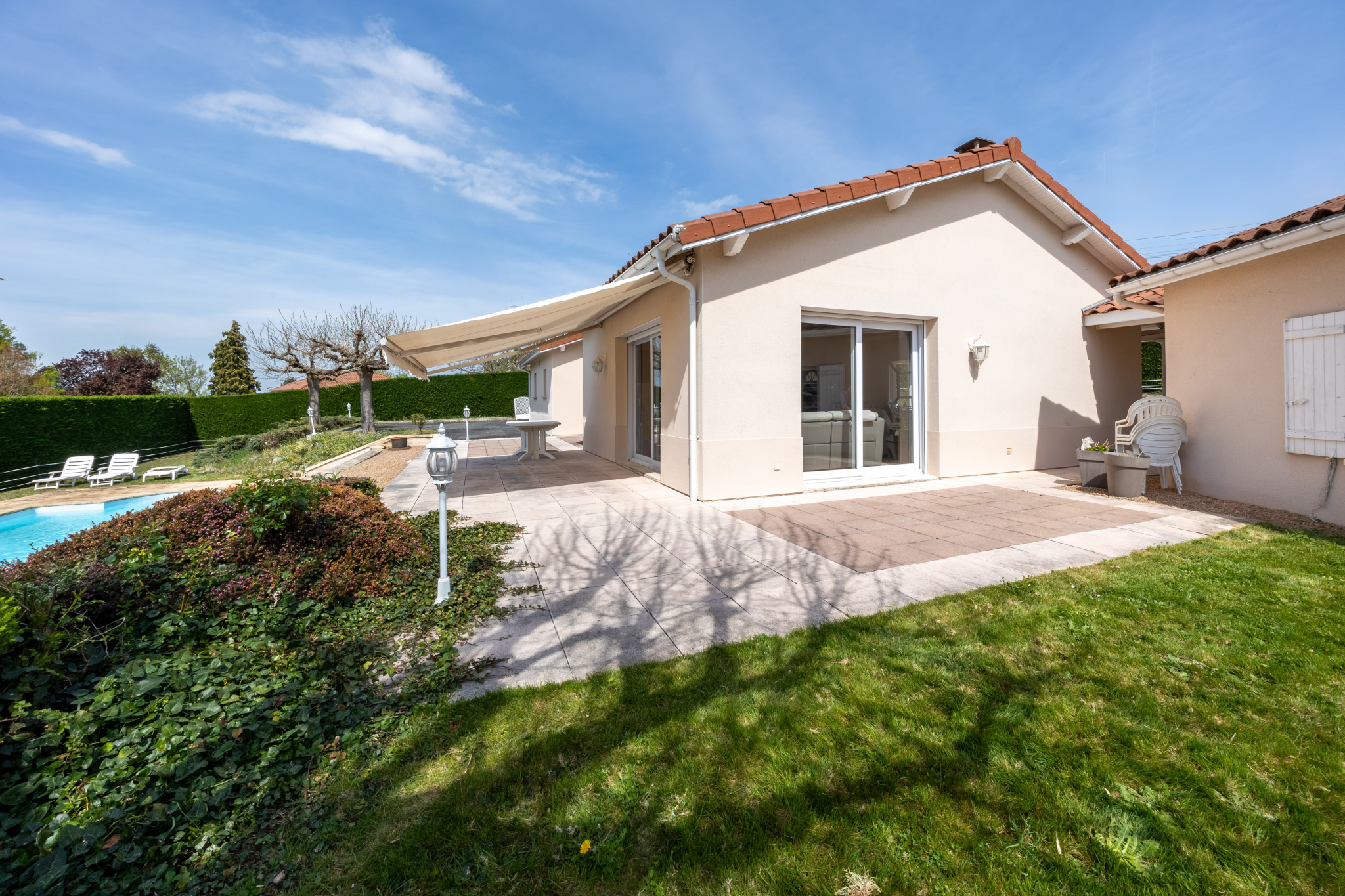 VENTE - Maison/villa - Saint-Bonnet-les-Oules (42330) - 535000 €