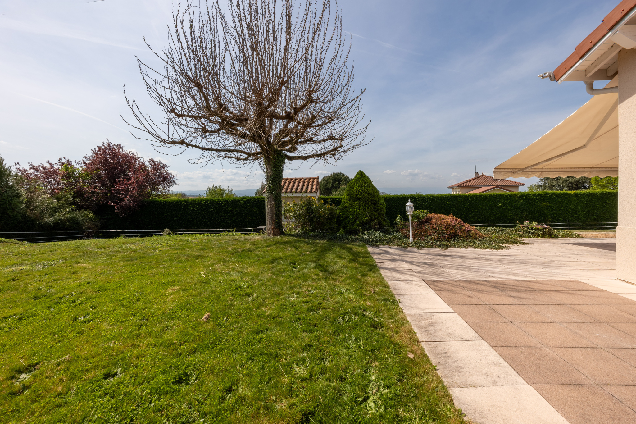 VENTE - Maison/villa - Saint-Bonnet-les-Oules (42330) - 535000 €