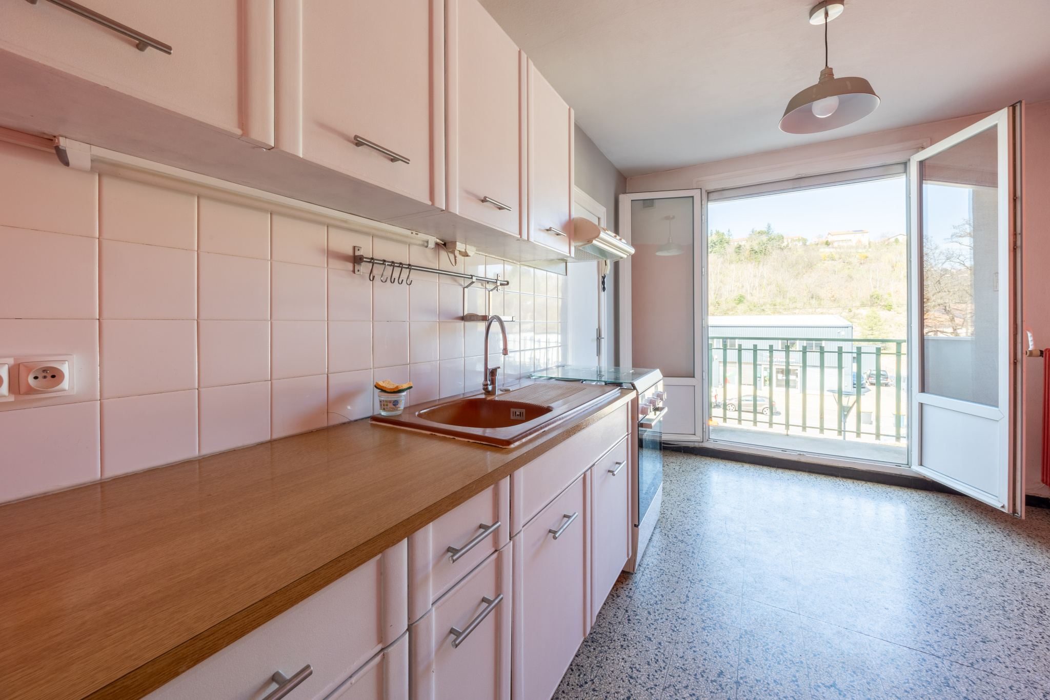 LOCATION - Appartement - Saint-Étienne (42100) - 590 €