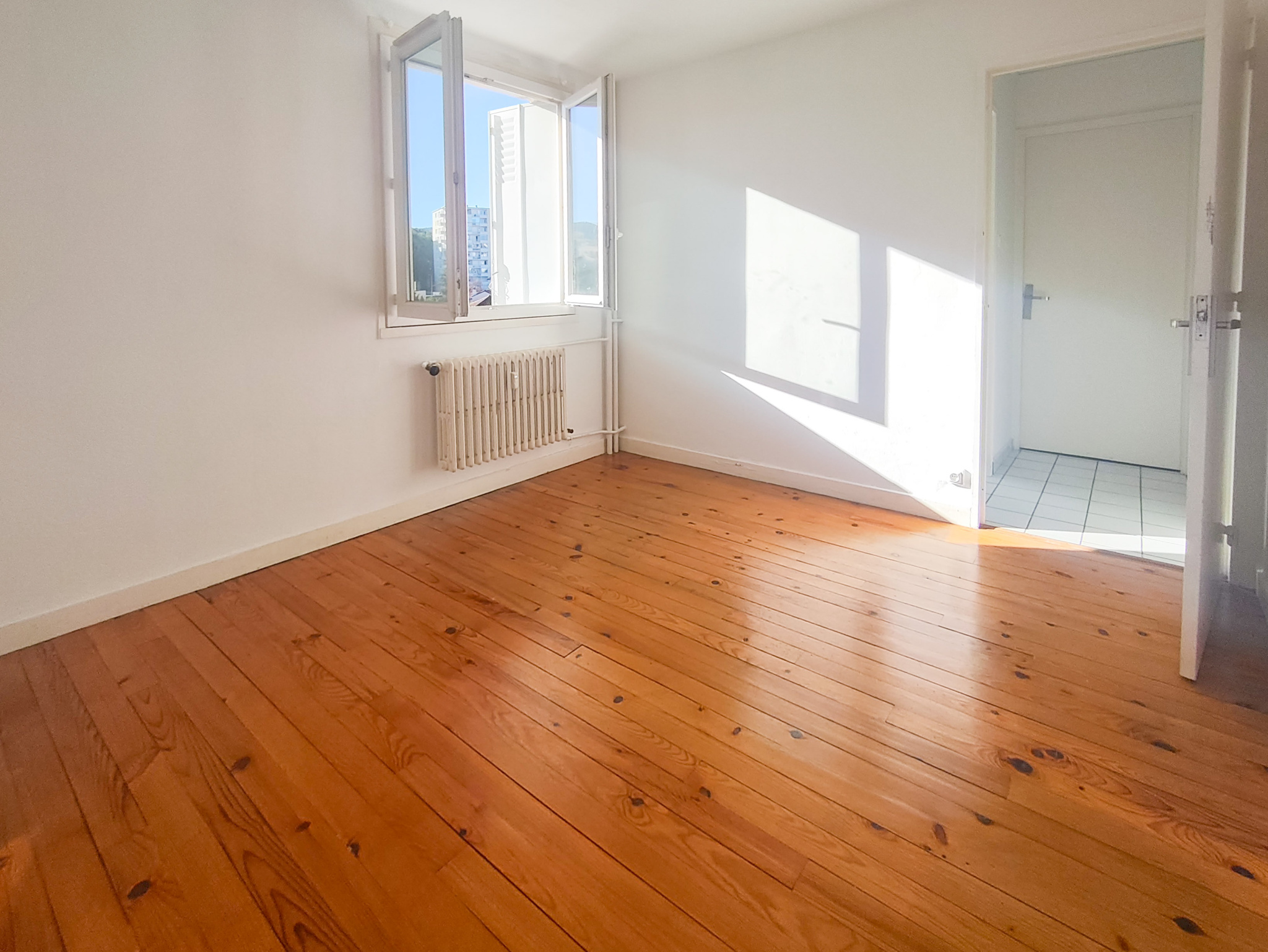 VENTE - Appartement - Saint-Étienne (42100) - 76000 €