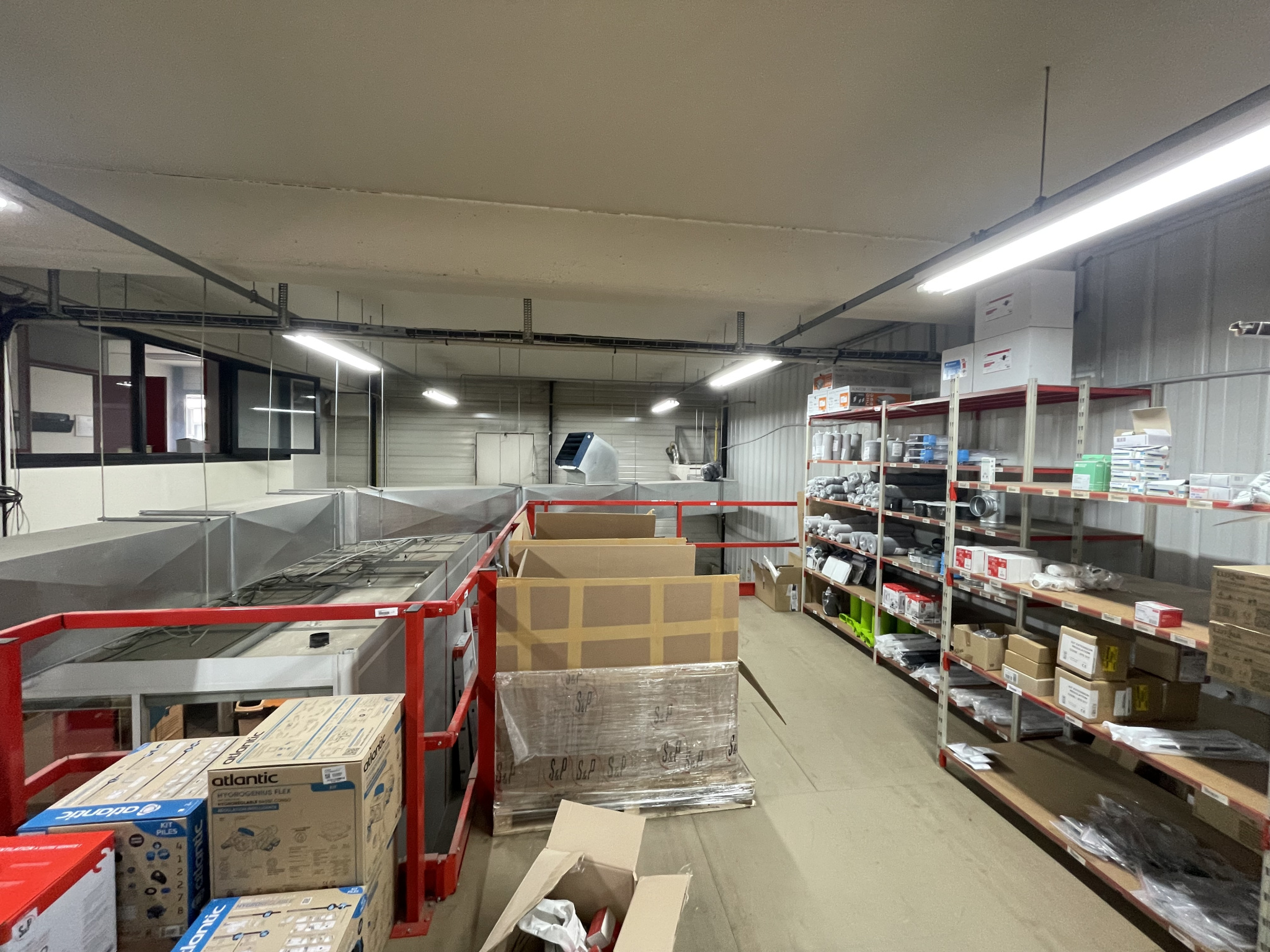 VENTE - Local - Saint-Étienne (42100) - 330000 €