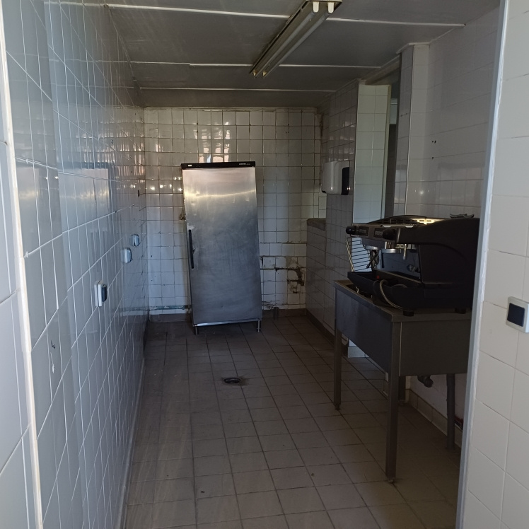 VENTE - Local - Andrézieux-Bouthéon (42160) - 107000 €