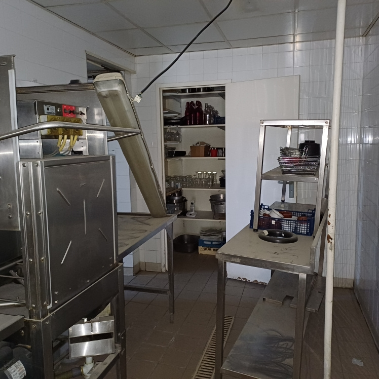 VENTE - Local - Andrézieux-Bouthéon (42160) - 107000 €
