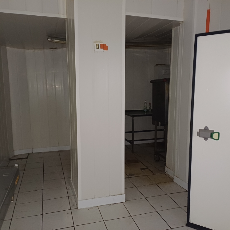 VENTE - Local - Firminy (42700) - 55000 €