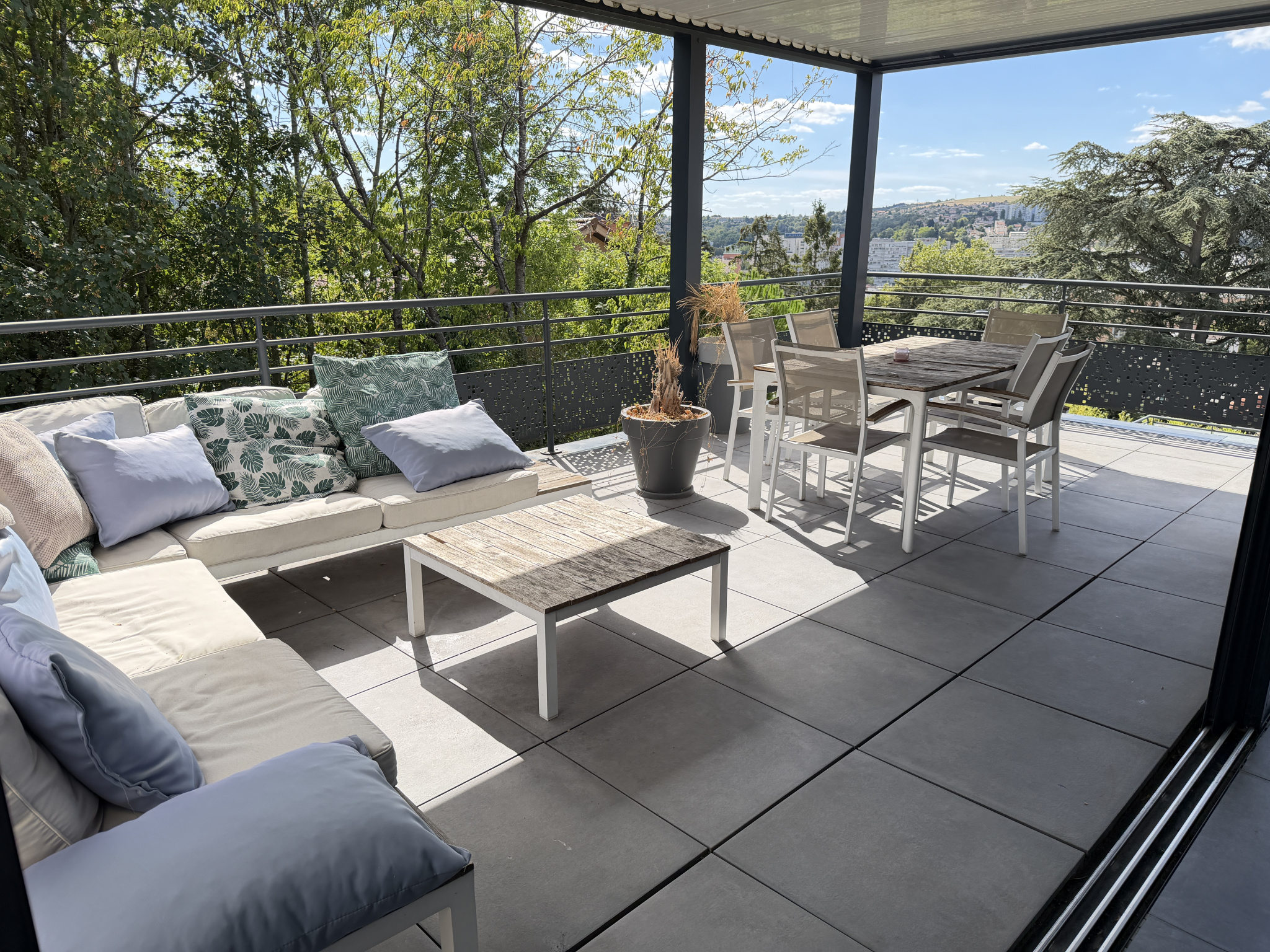 VENTE - Maison/villa - Saint-Étienne (42100) - 450000 €