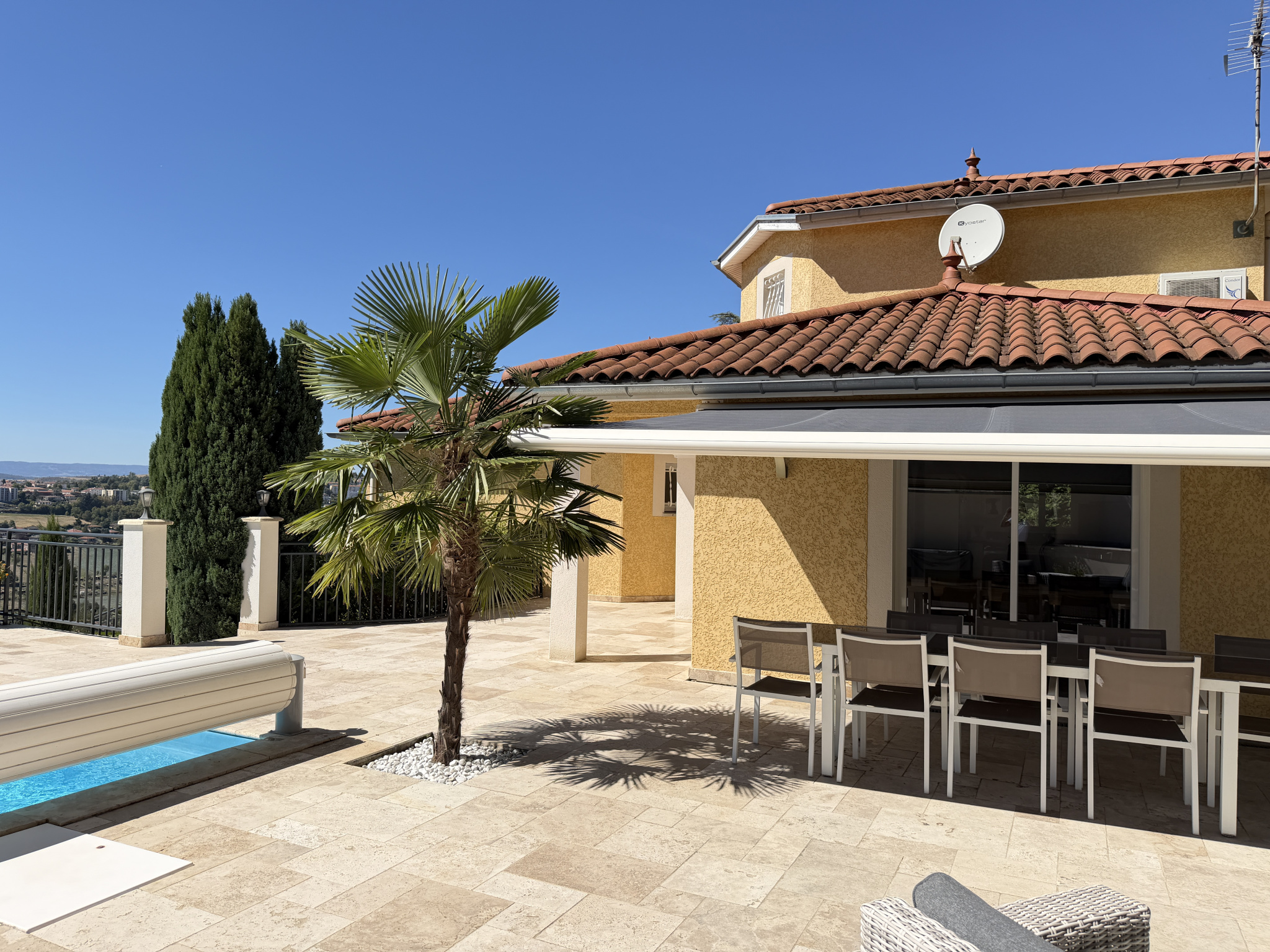 VENTE - Maison/villa - Saint-Genest-Lerpt (42530) - 450000 €