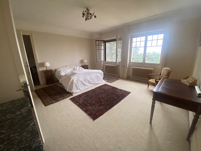 VENTE DE PRESTIGE - Maison/villa - Chazelles-sur-Lyon (42140) - 690000 €