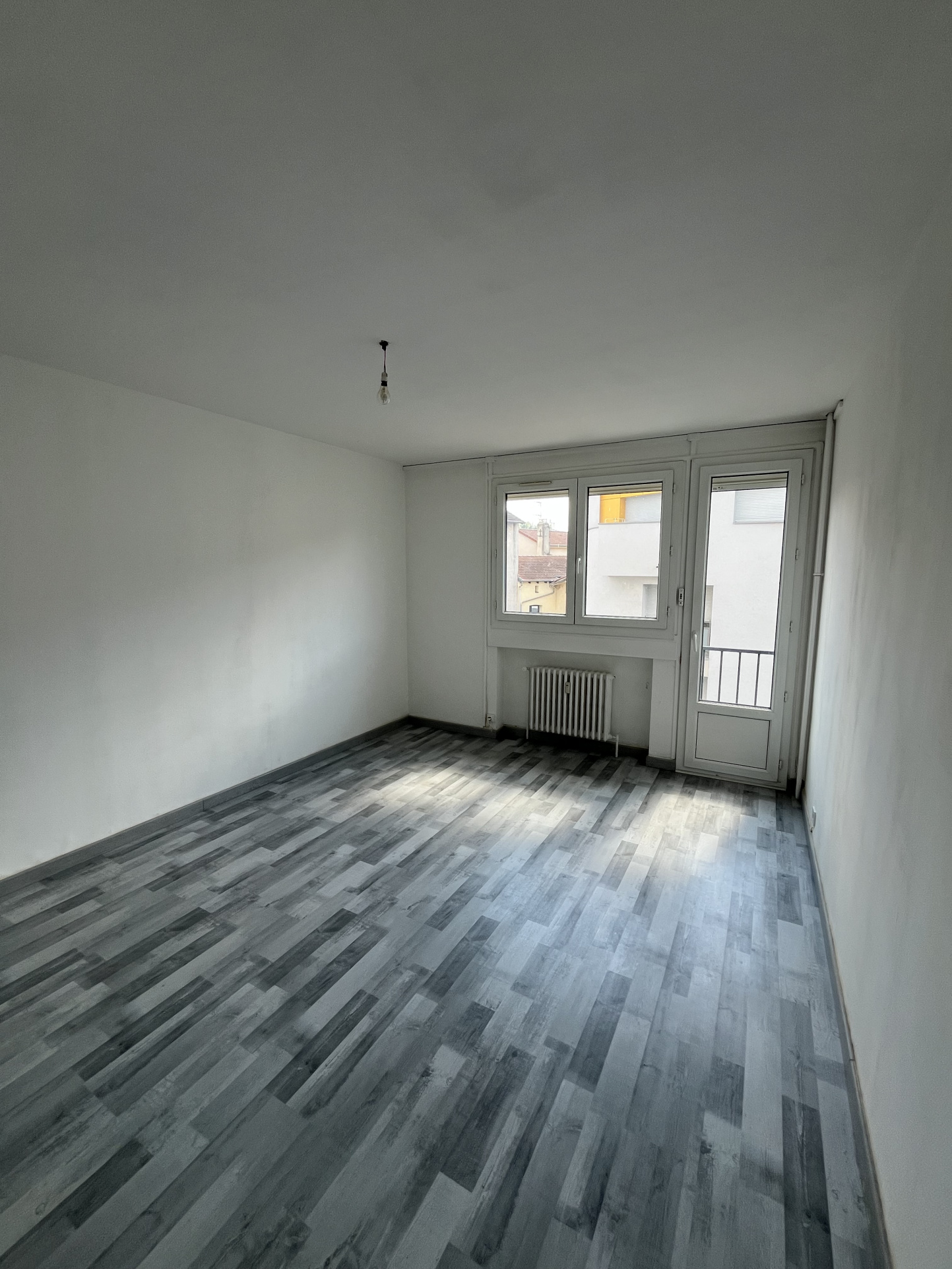 VENTE - Appartement - Le Chambon-Feugerolles (42500) - 49000 €