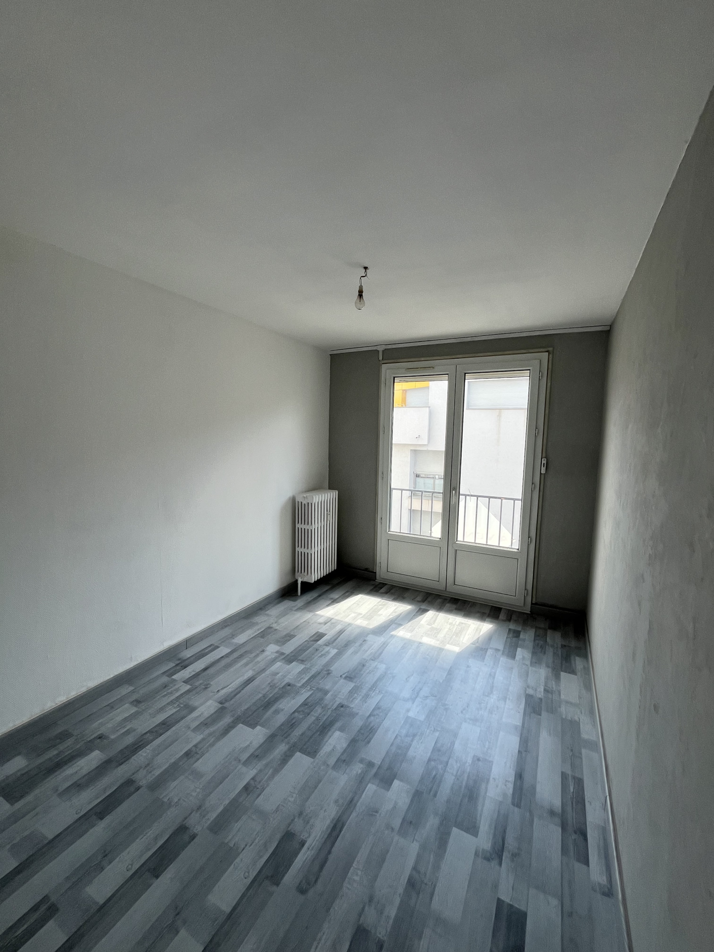 VENTE - Appartement - Le Chambon-Feugerolles (42500) - 49000 €