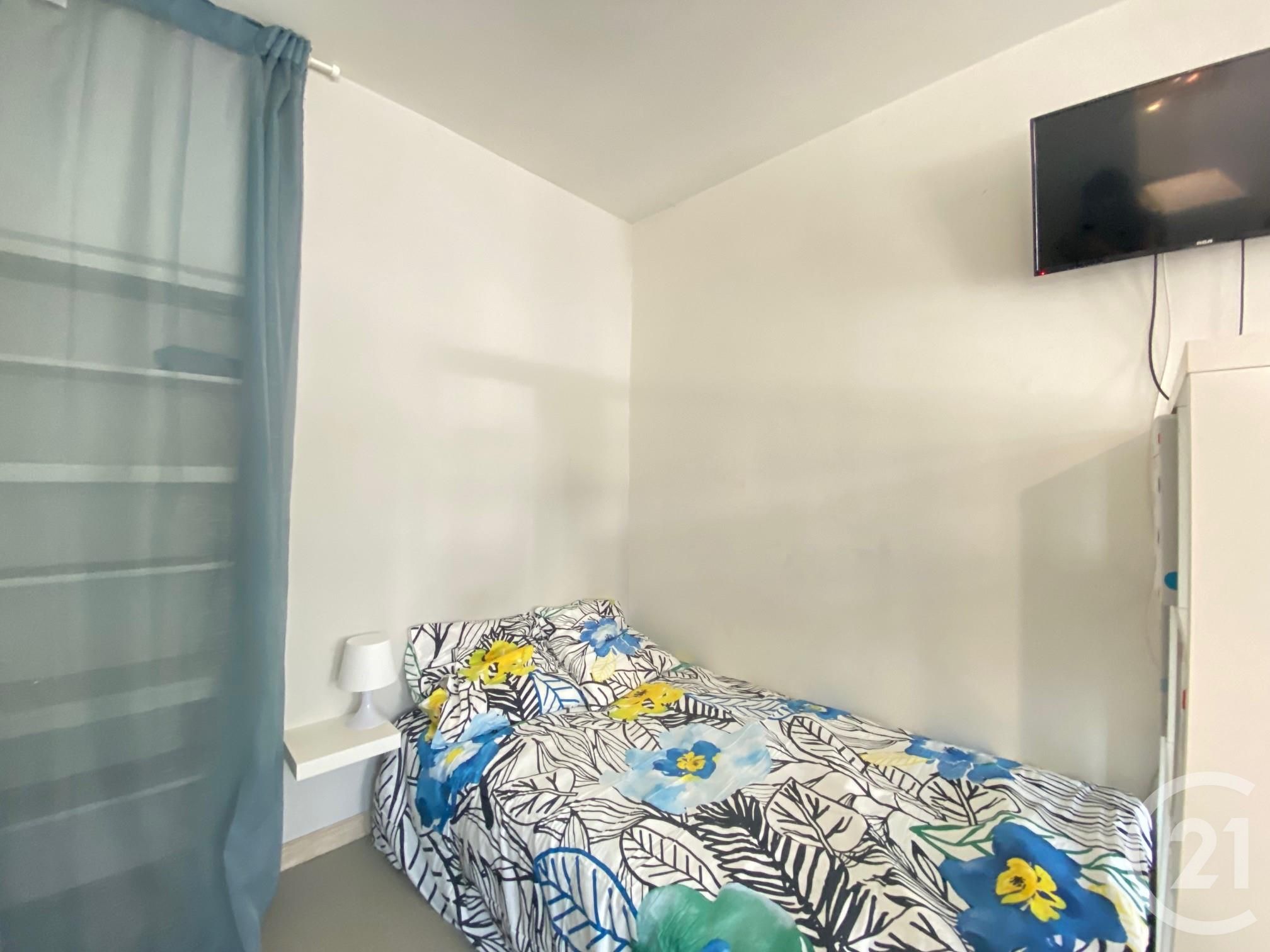 LOCATION - Appartement - ST ETIENNE (42000) - 334.0 €