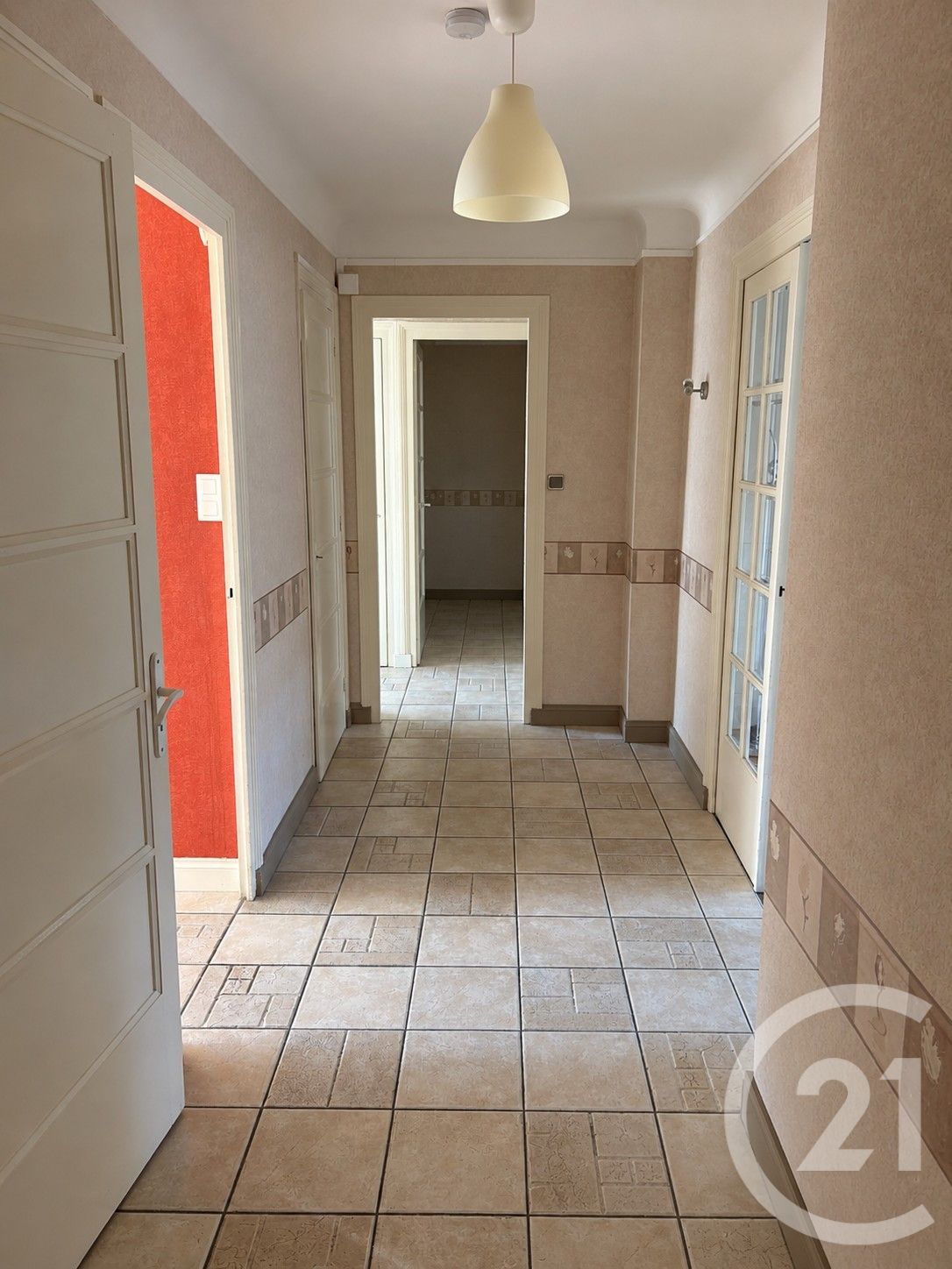 LOCATION - Appartement - ST ETIENNE (42100) - 650.0 €