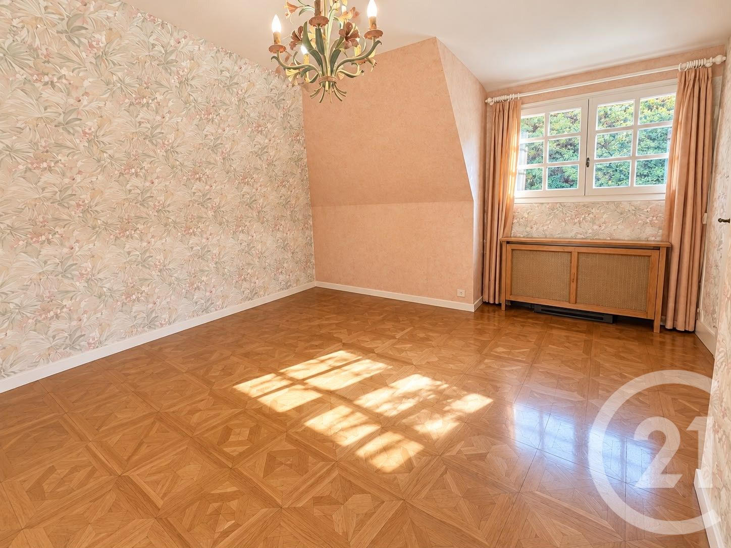 VENTE - Maison - ST PRIEST EN JAREZ (42270) - 359000.0 €