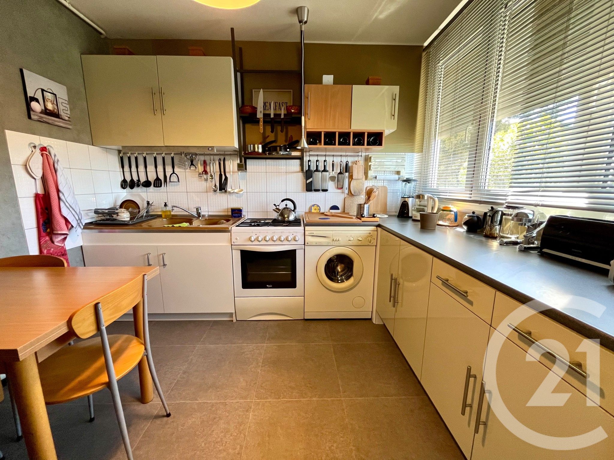VENTE - Appartement - ST ETIENNE (42100) - 60000.0 €