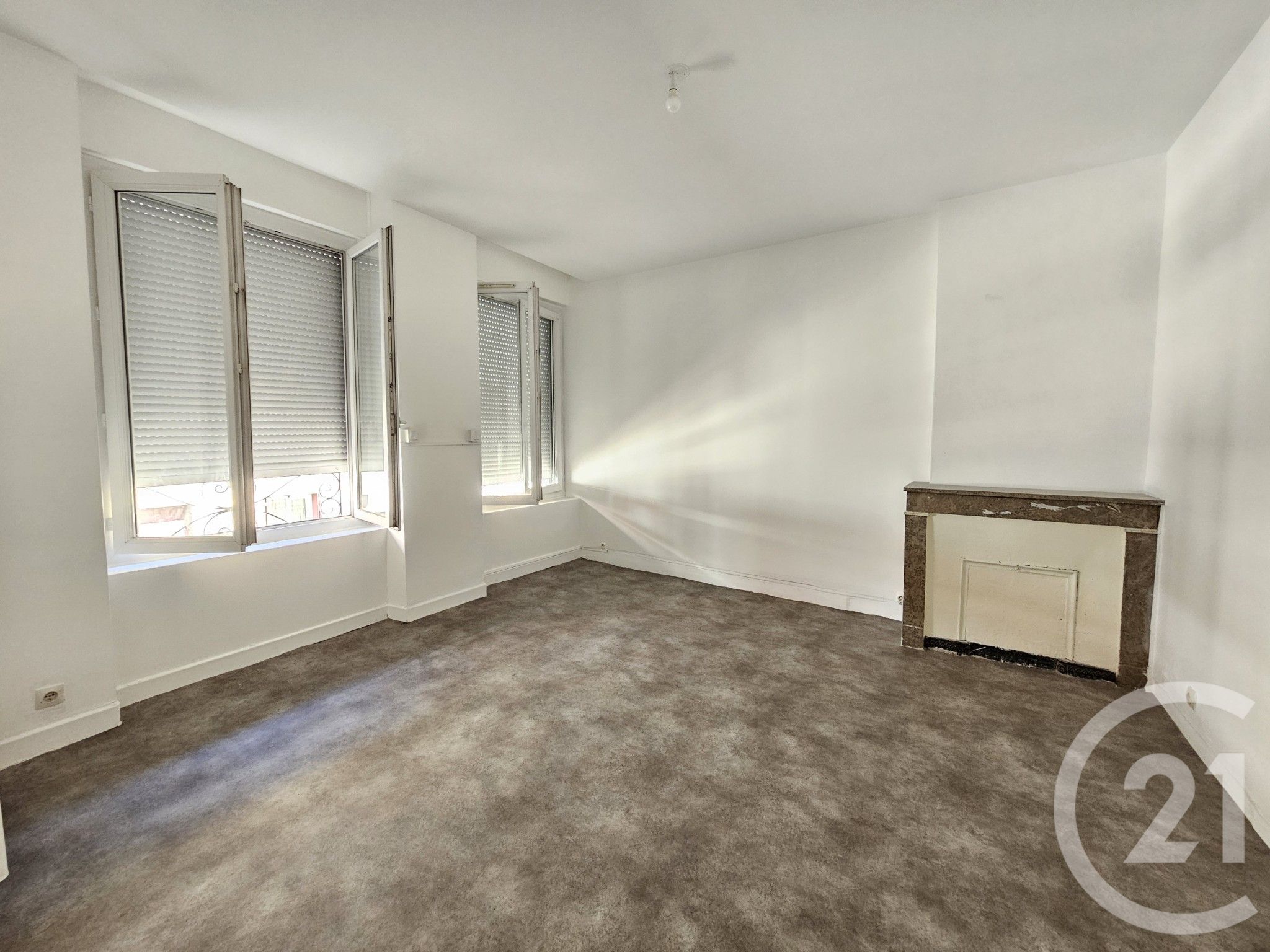VENTE - Appartement - ST ETIENNE (42100) - 75000.0 €