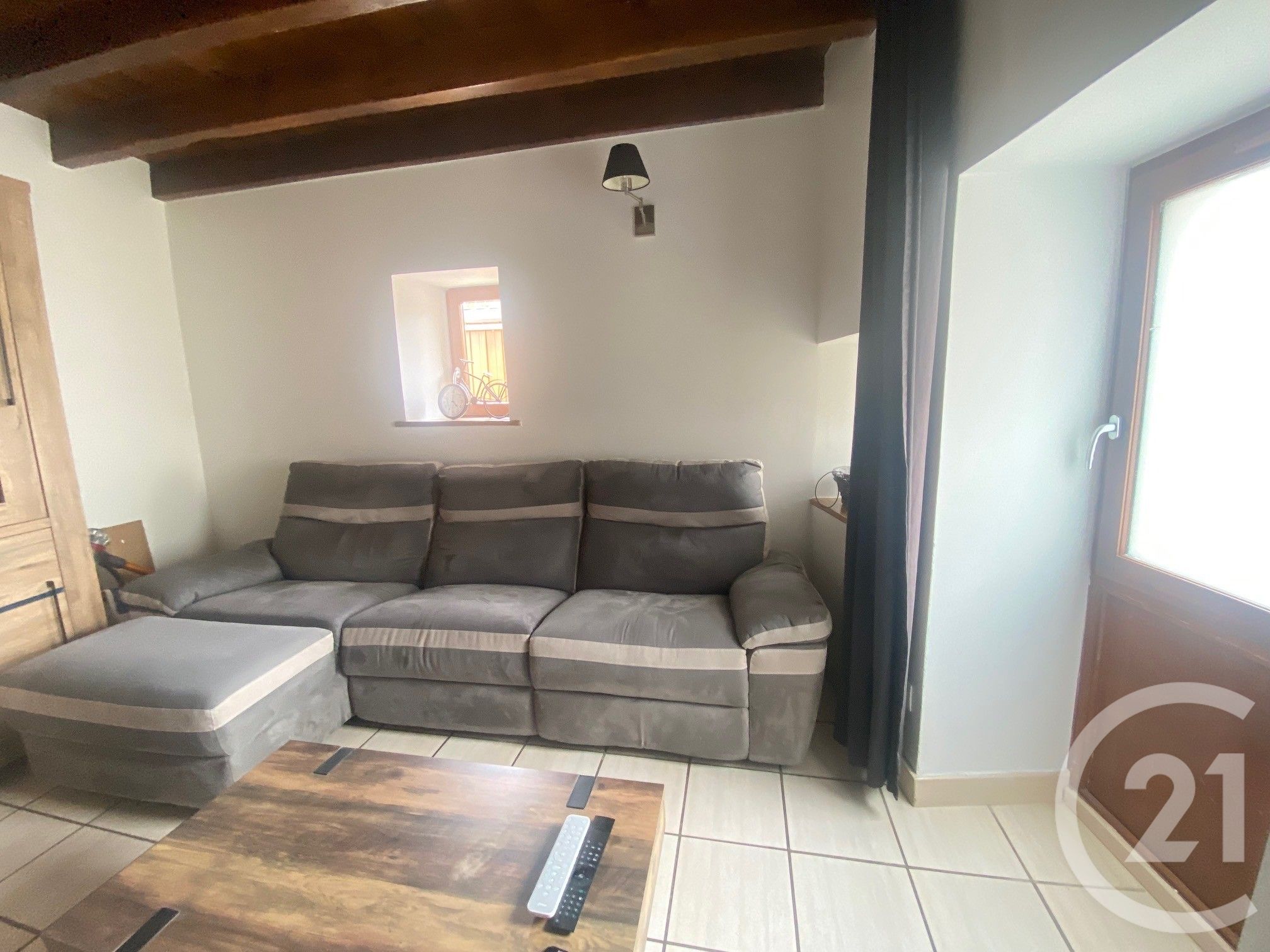 LOCATION - Maison - GREZIEUX LE FROMENTAL (42600) - 661.0 €