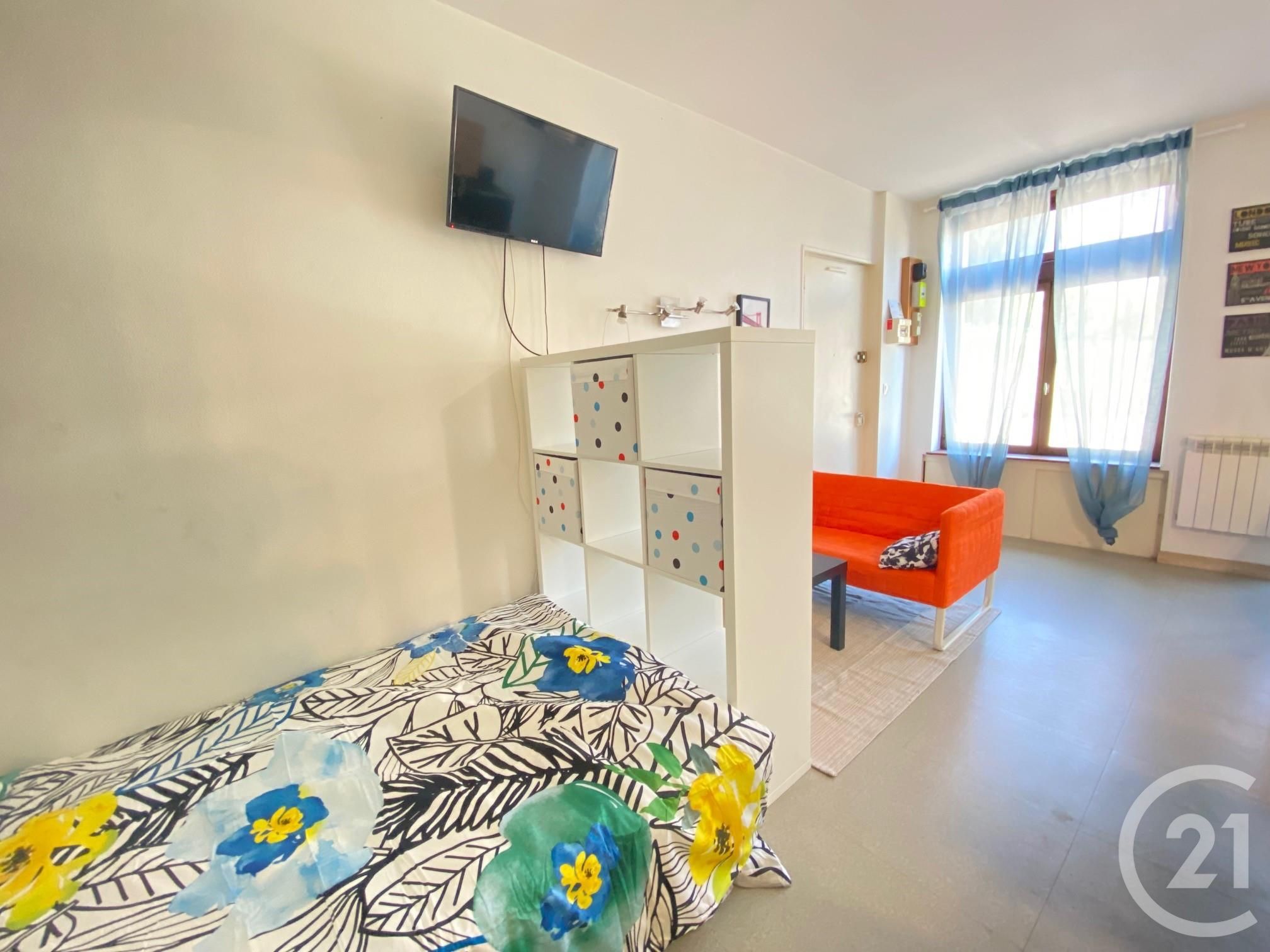 LOCATION - Appartement - ST ETIENNE (42000) - 334.0 €