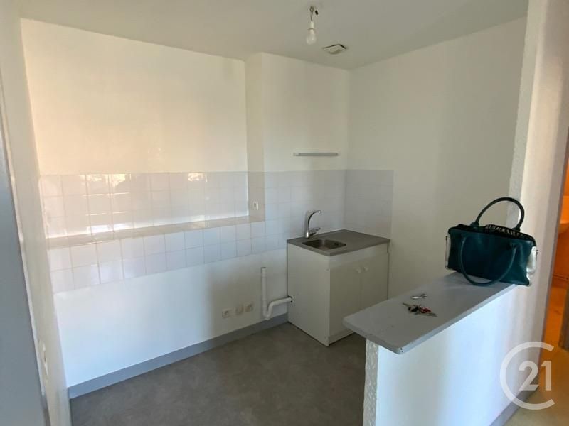 LOCATION - Appartement - ST ETIENNE (42100) - 355.0 €