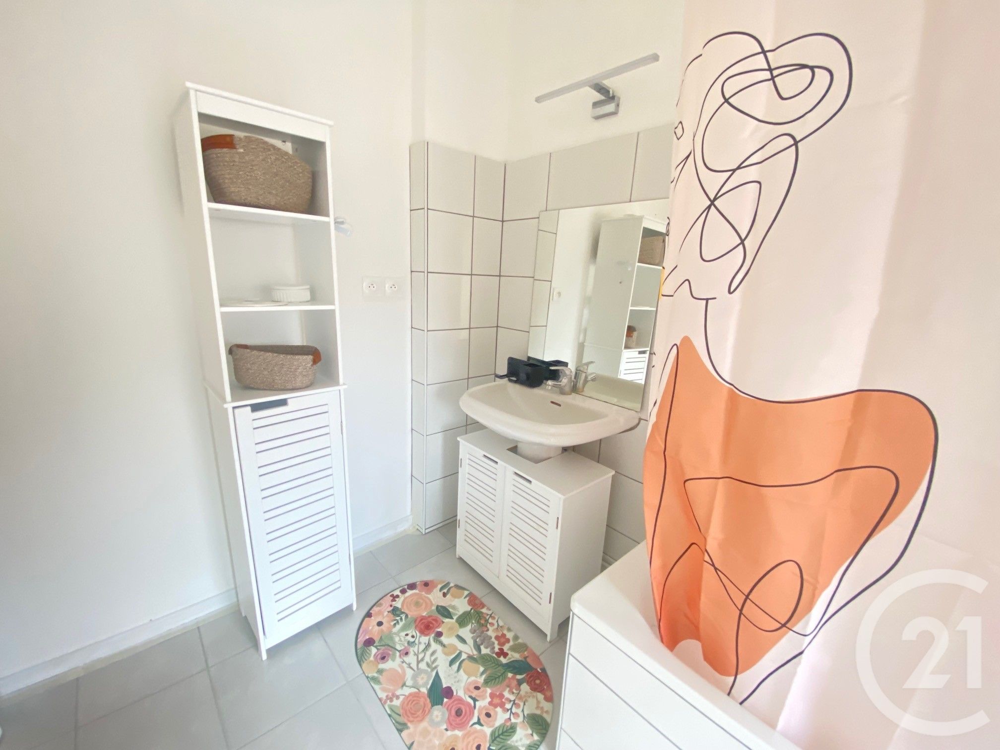 LOCATION - Appartement - ST ETIENNE (42000) - 850.0 €