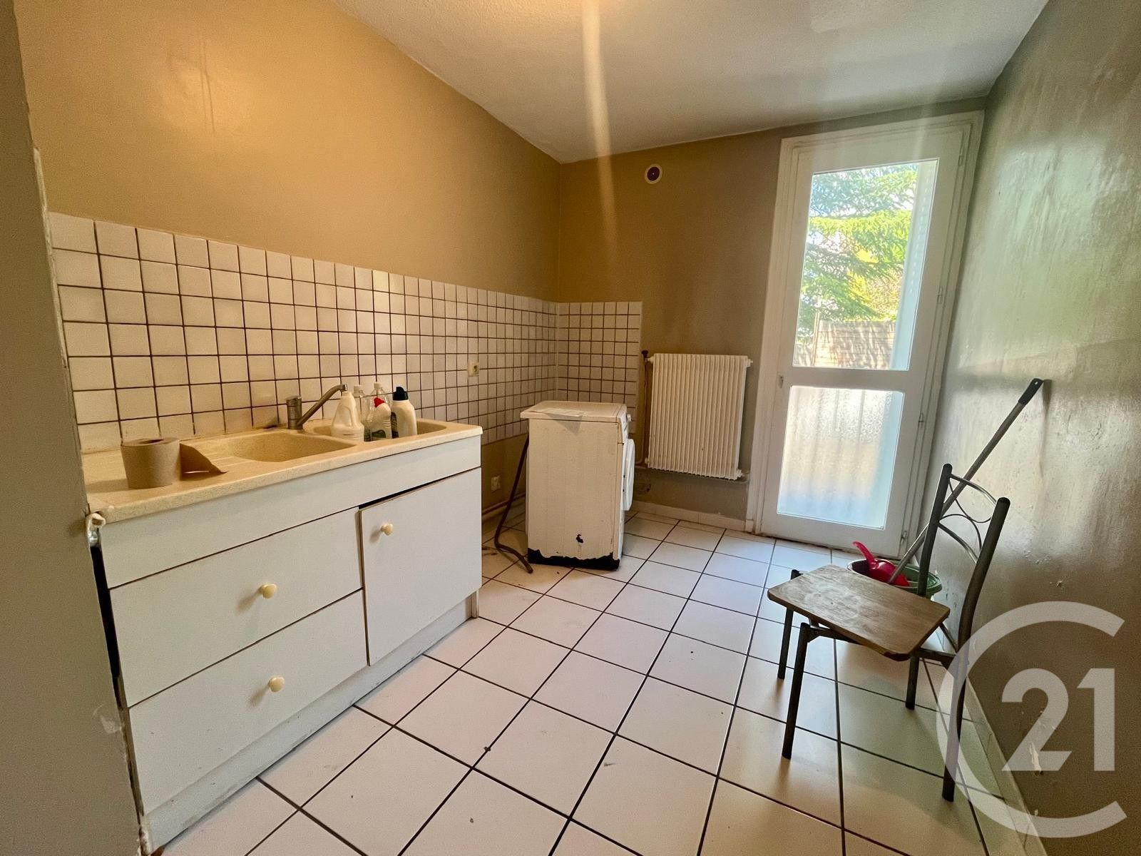 VENTE - Appartement - ST ETIENNE (42100) - 55000.0 €