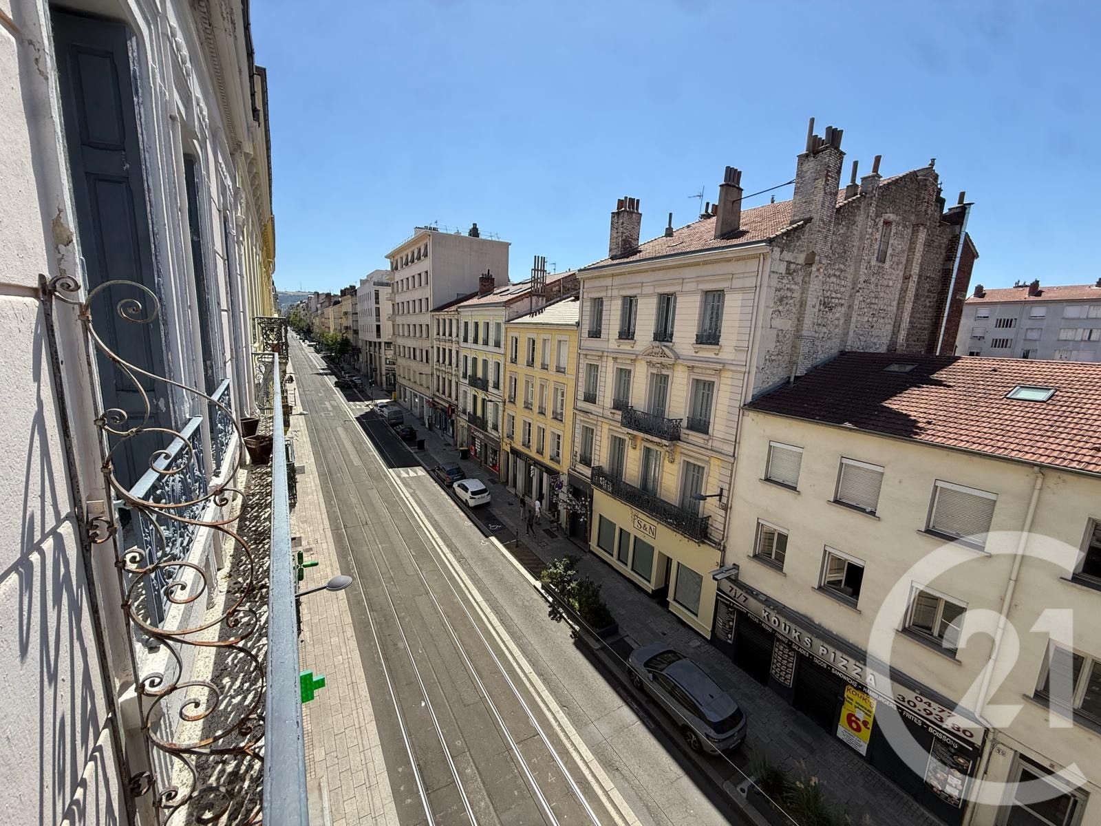LOCATION - Appartement - ST ETIENNE (42000) - 465.0 €