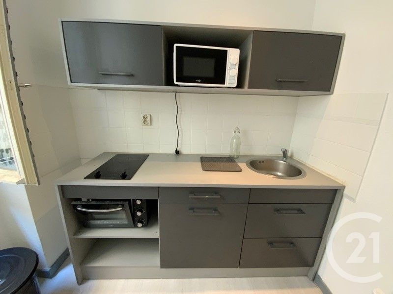 LOCATION - Appartement - ST ETIENNE (42000) - 370.0 €
