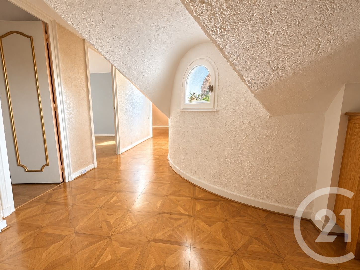 VENTE - Maison - ST PRIEST EN JAREZ (42270) - 359000.0 €