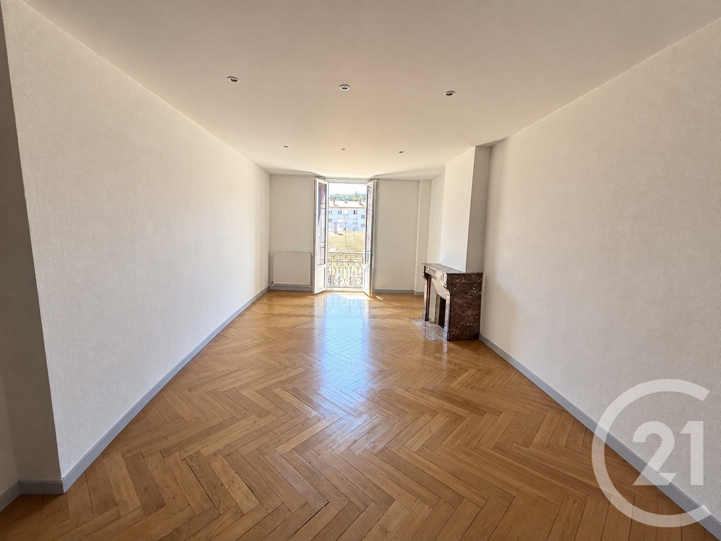 LOCATION - Appartement - ST ETIENNE (42000) - 465.0 €