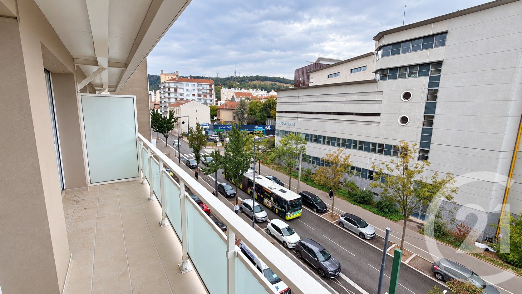 LOCATION - Appartement - ST ETIENNE (42100) - 520.0 €