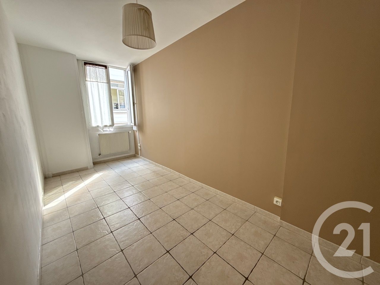 VENTE - Appartement - ST ETIENNE (42000) - 89000.0 €
