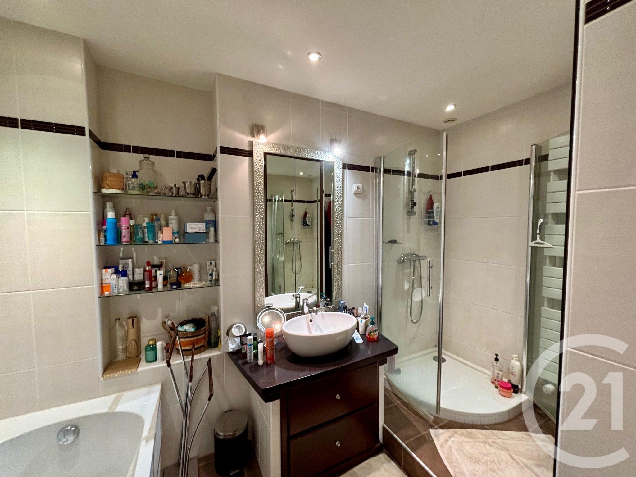 VENTE - Appartement - ST ETIENNE (42000) - 220000.0 €