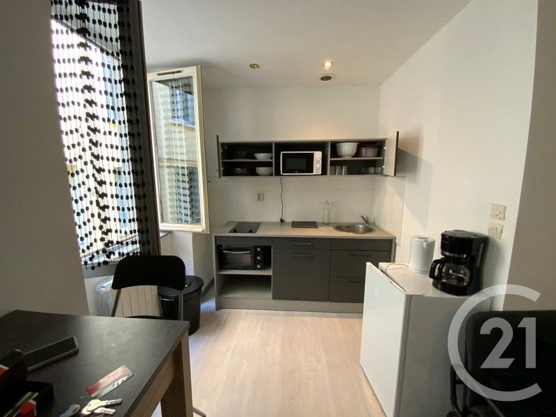 LOCATION - Appartement - ST ETIENNE (42000) - 370.0 €