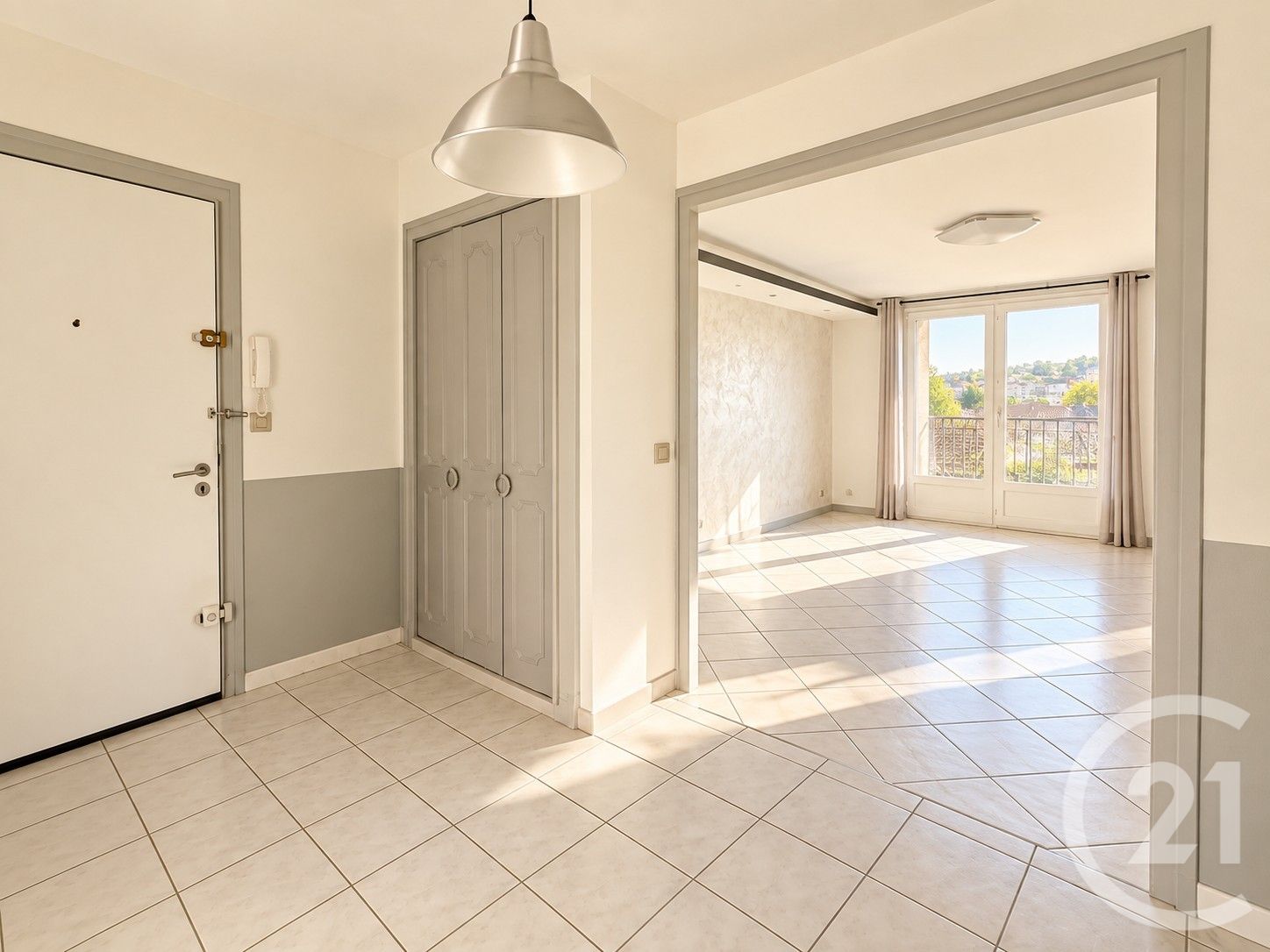 VENTE - Appartement - ST ETIENNE (42100) - 120000.0 €