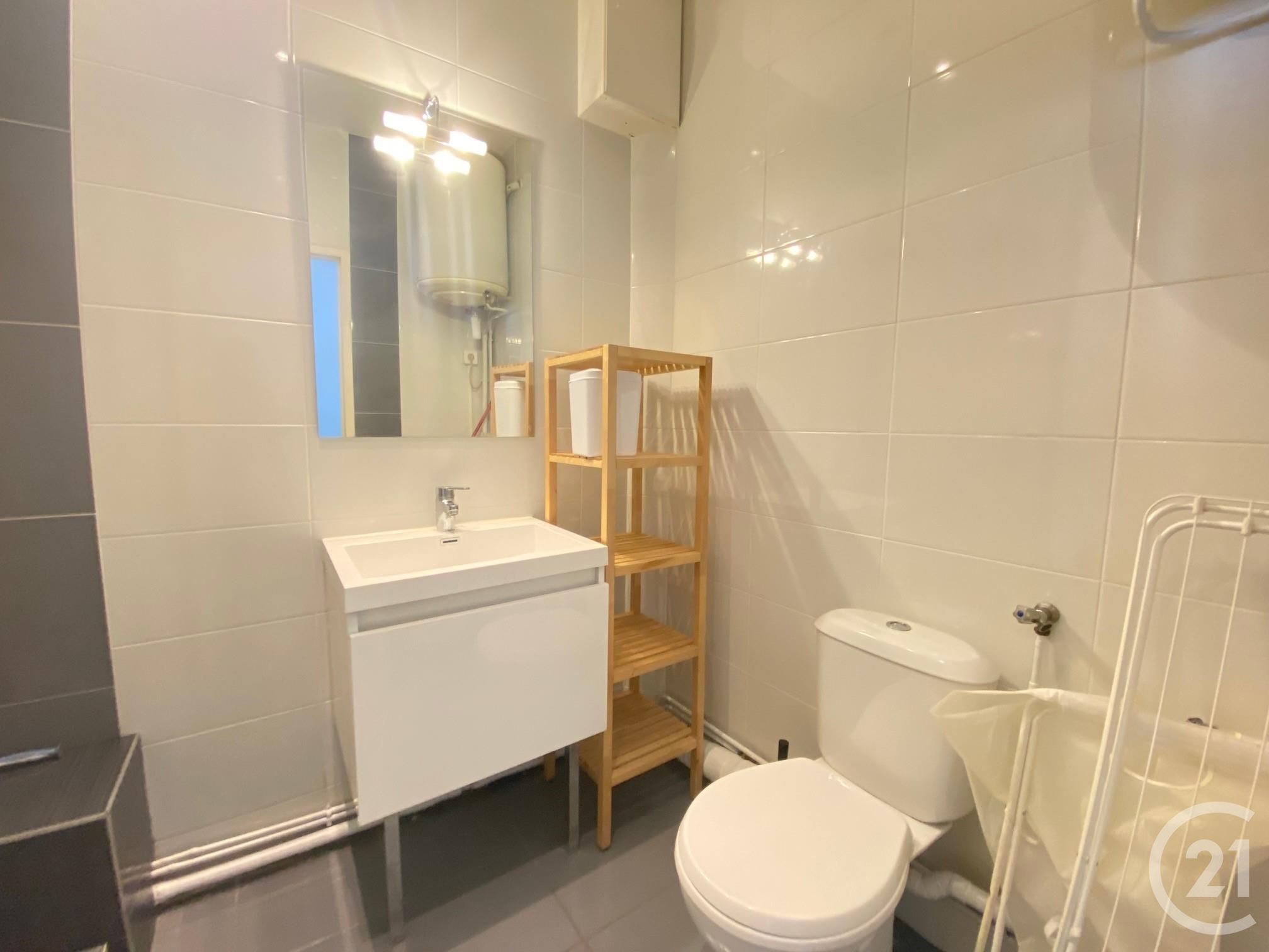LOCATION - Appartement - ST ETIENNE (42000) - 334.0 €