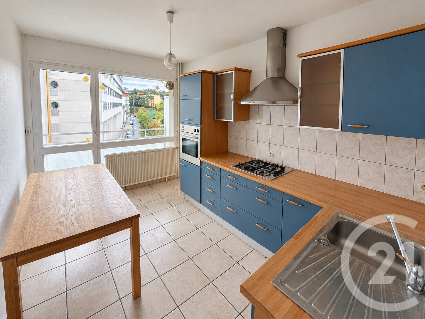 LOCATION - Appartement - ST ETIENNE (42100) - 520.0 €
