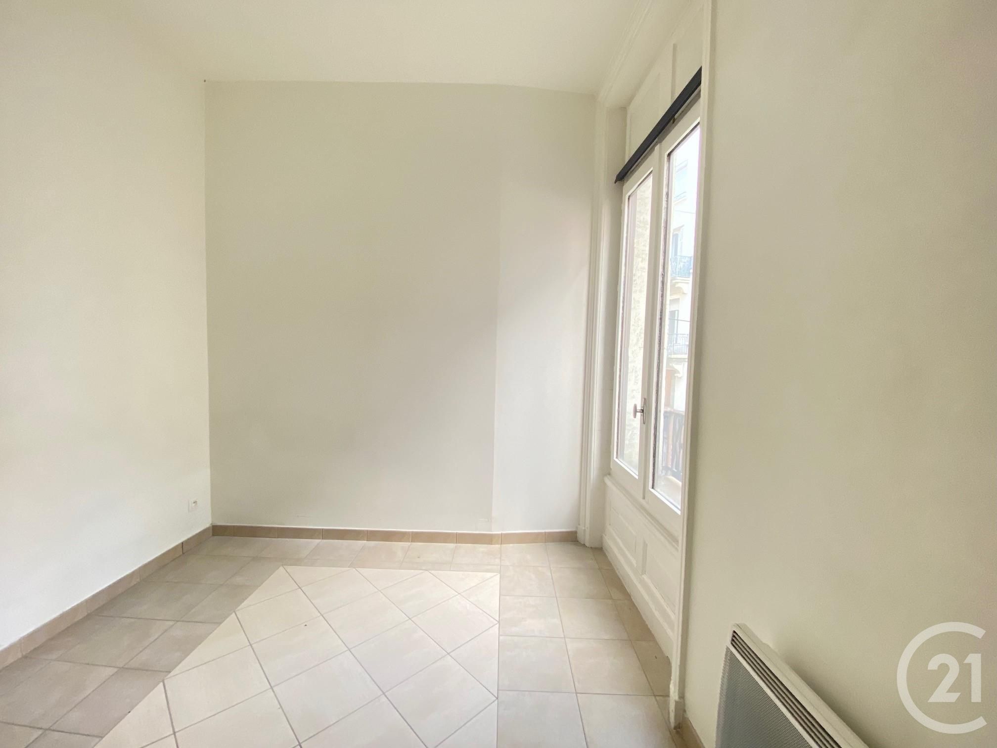 LOCATION - Appartement - ST ETIENNE (42000) - 395.0 €