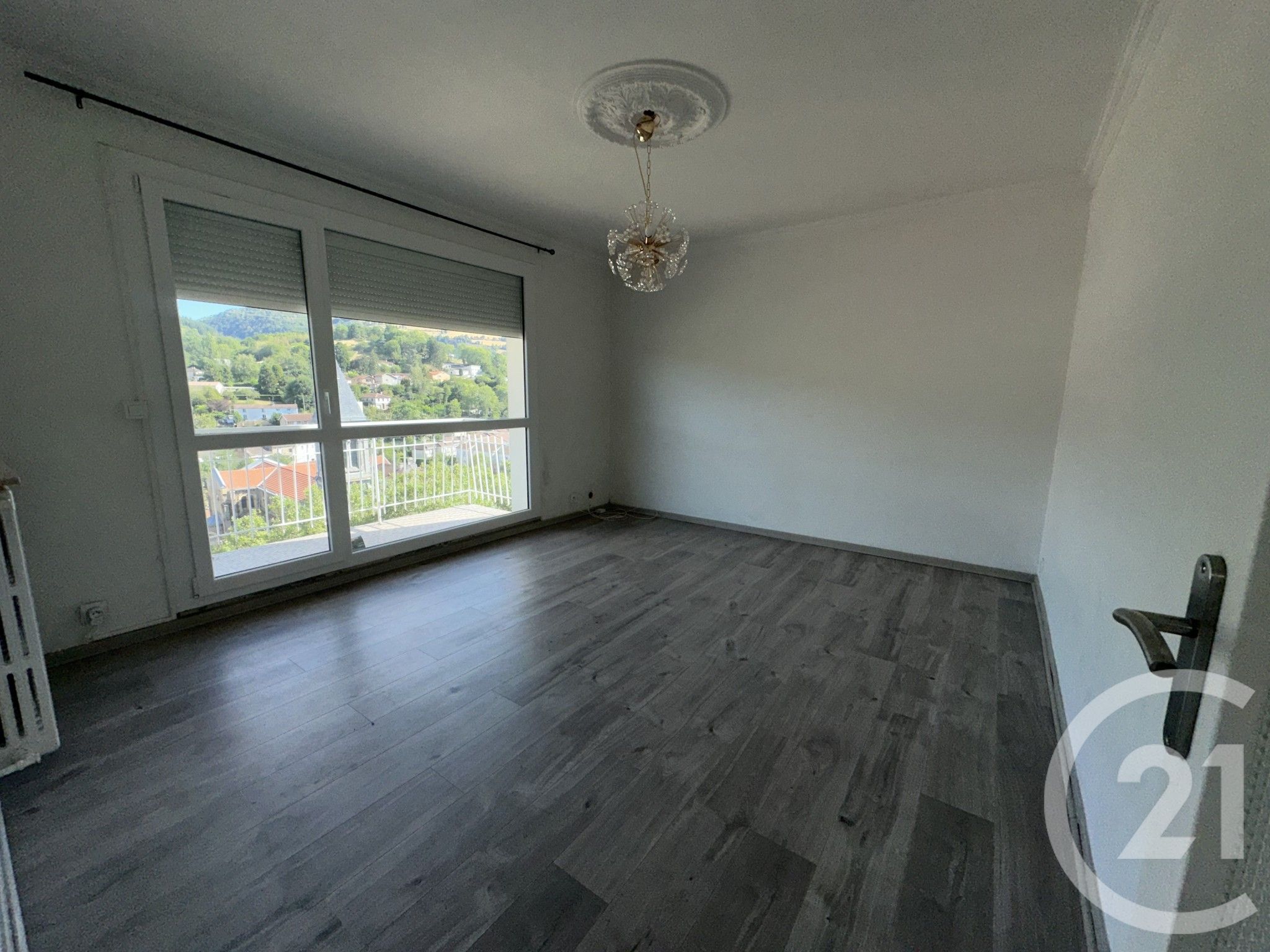 VENTE - Appartement - ST ETIENNE (42100) - 75000.0 €