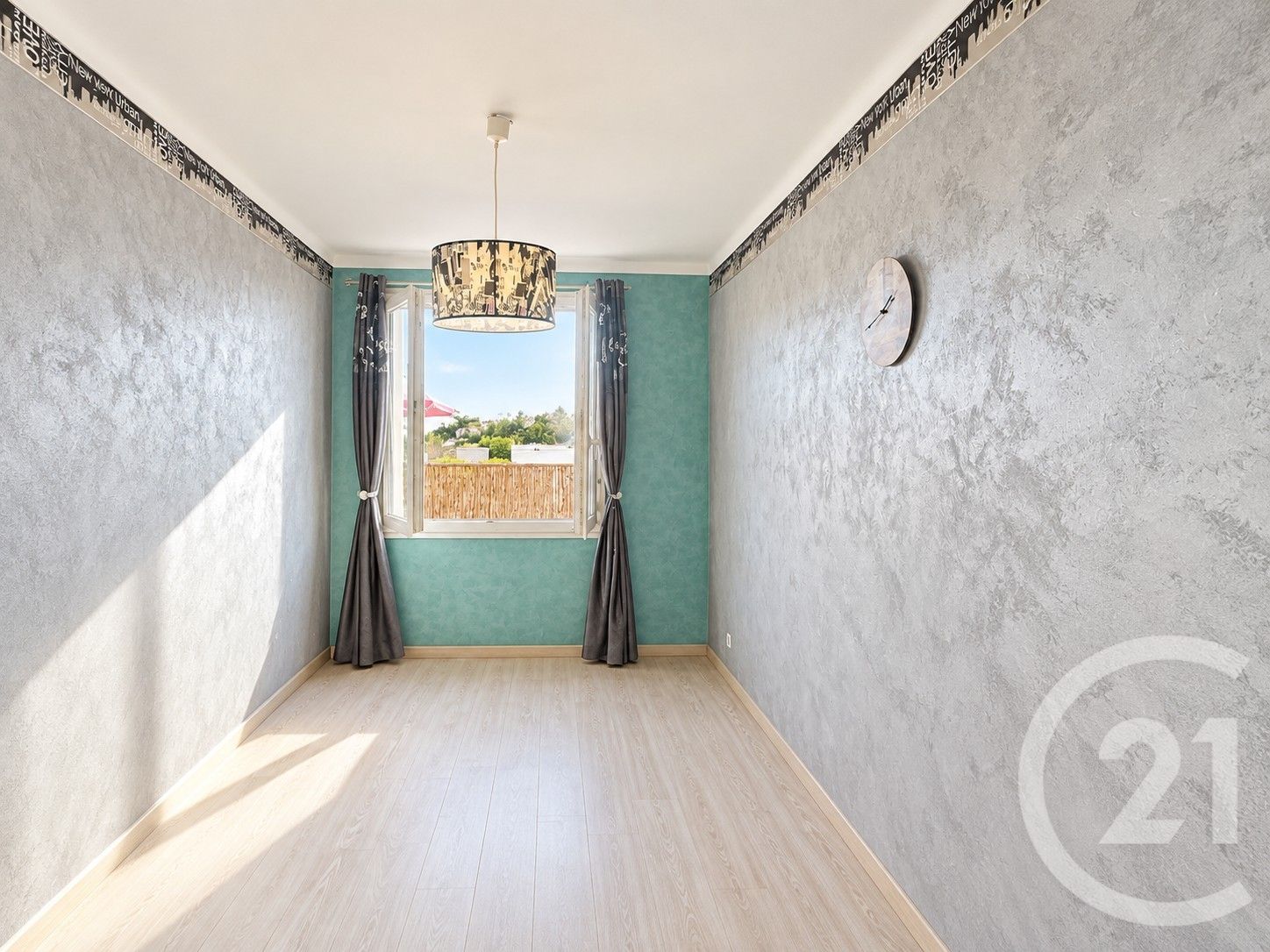 VENTE - Appartement - ST ETIENNE (42100) - 120000.0 €