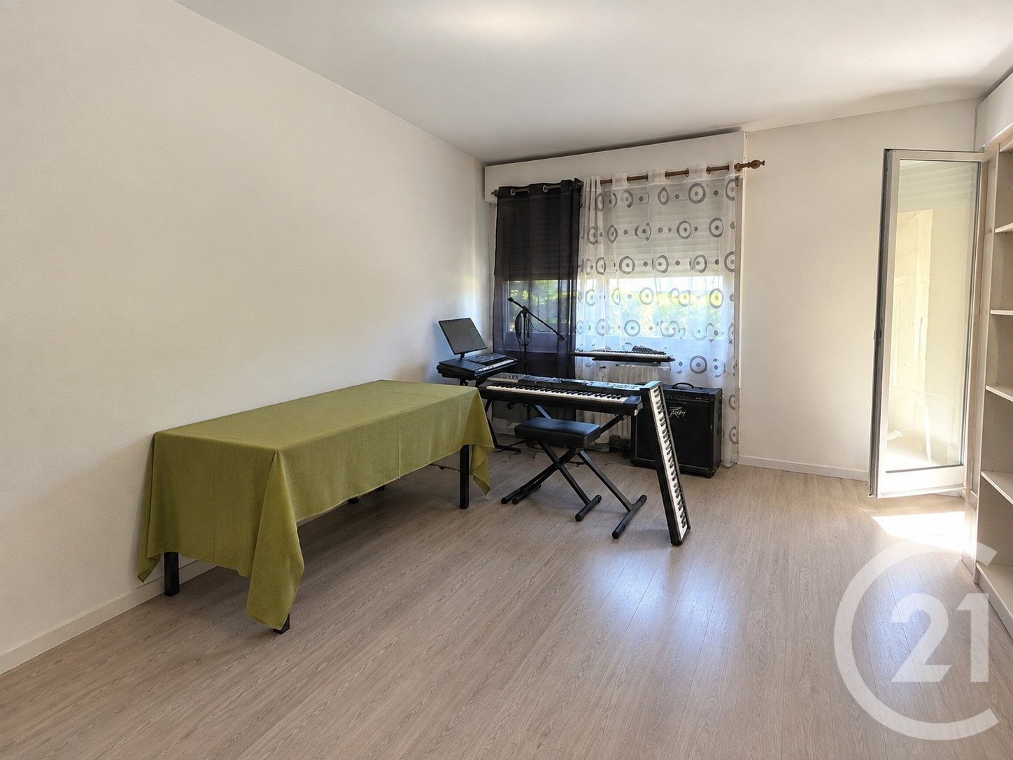 VENTE - Appartement - ST PRIEST EN JAREZ (42270) - 69000.0 €