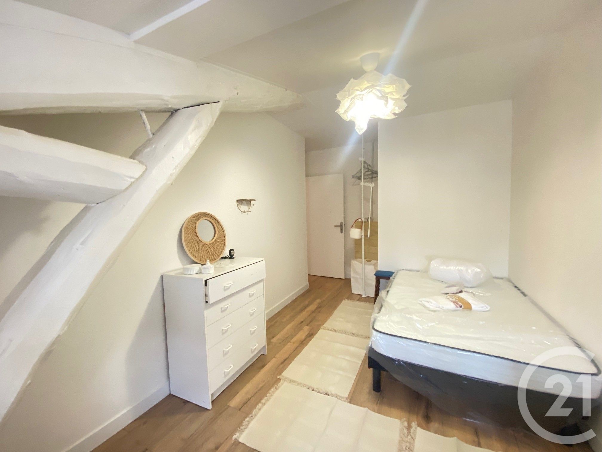 LOCATION - Appartement - ST ETIENNE (42000) - 850.0 €