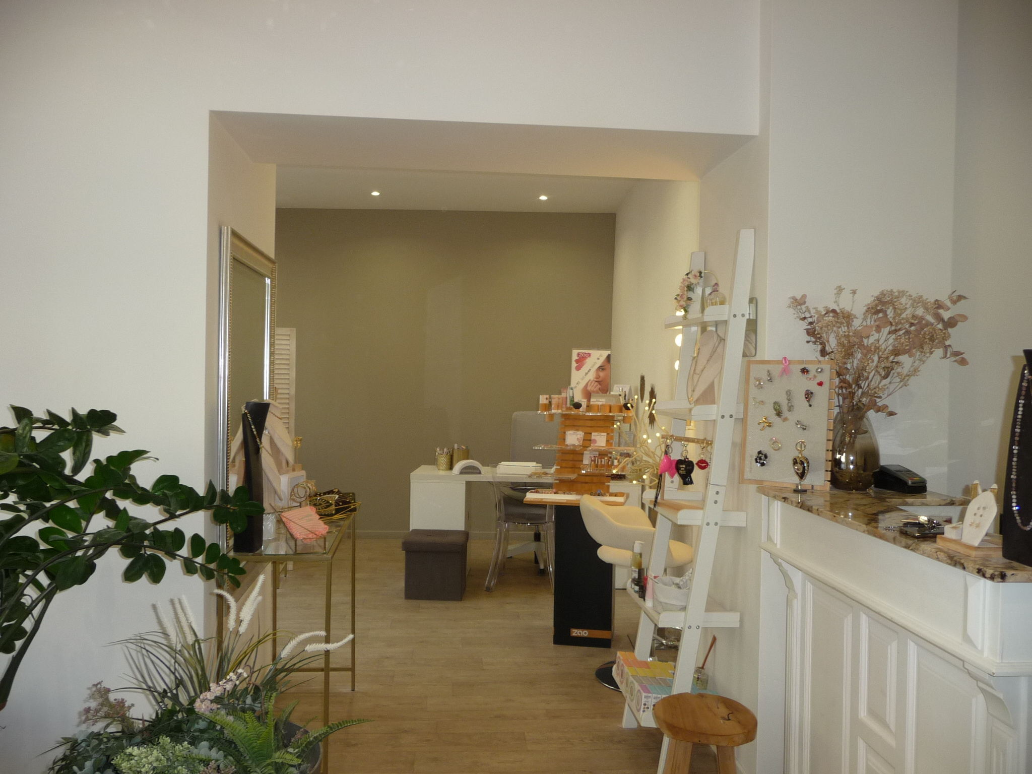 CESSION DE BAIL - Local - Montbrison (42600) - 59000 €