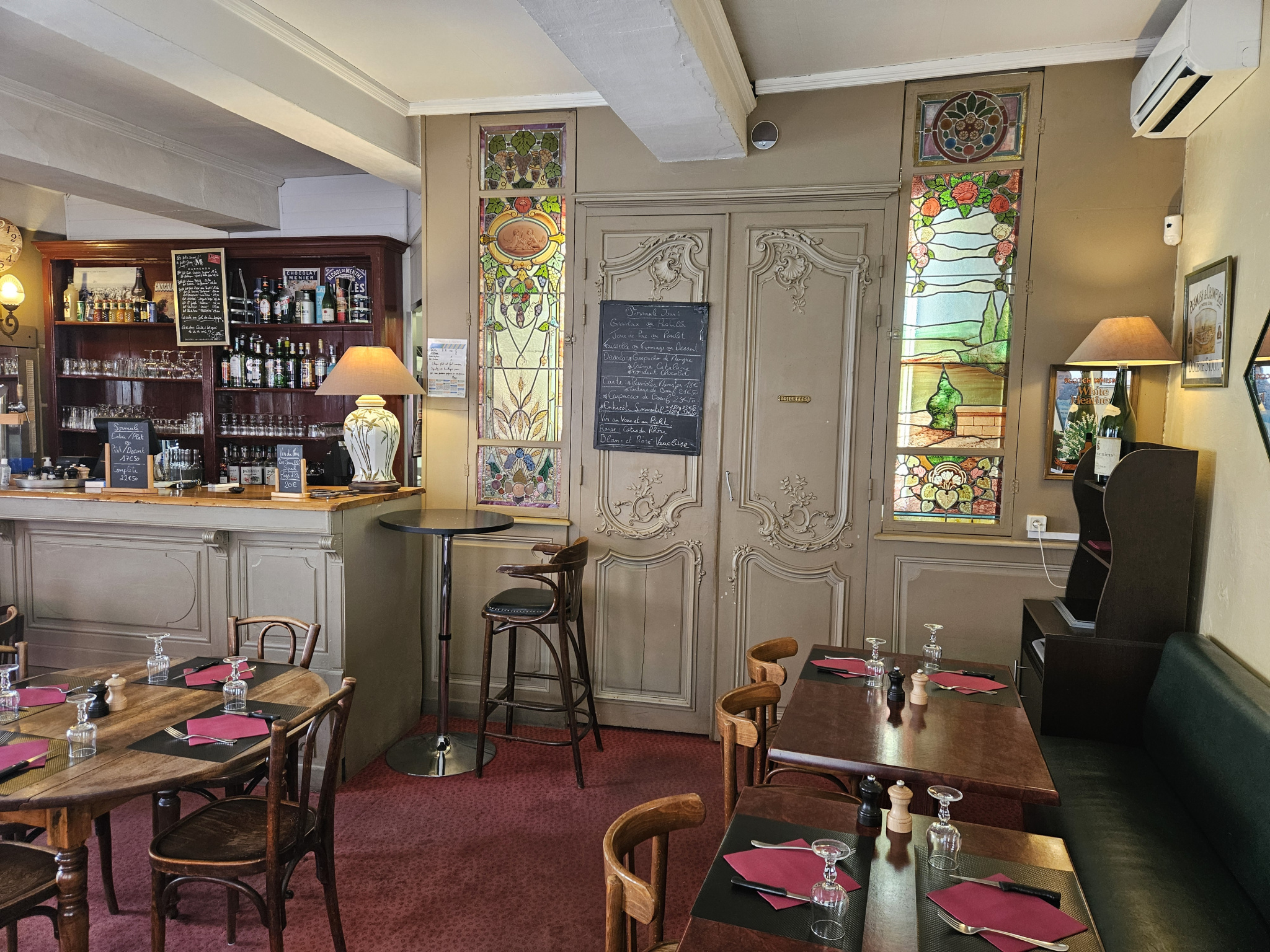 VENTE-FONDS-DE-COMMERCE - Boutique - Montbrison (42600) - 75000 €