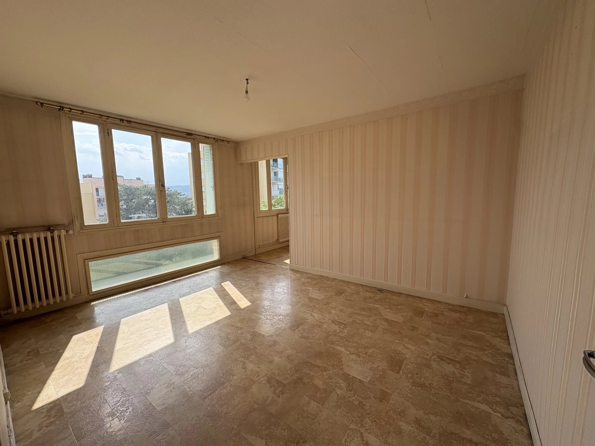 VENTE - Appartement - Saint-Étienne (42000) - 56000 €