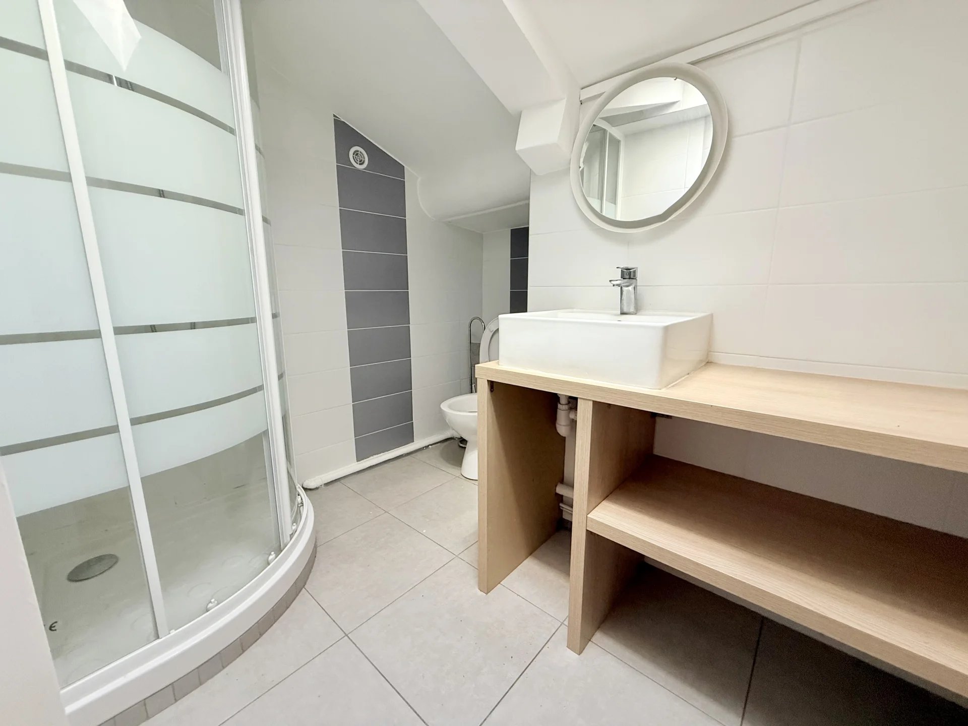 LOCATION - Appartement - Saint-Étienne (42000) - 290 €