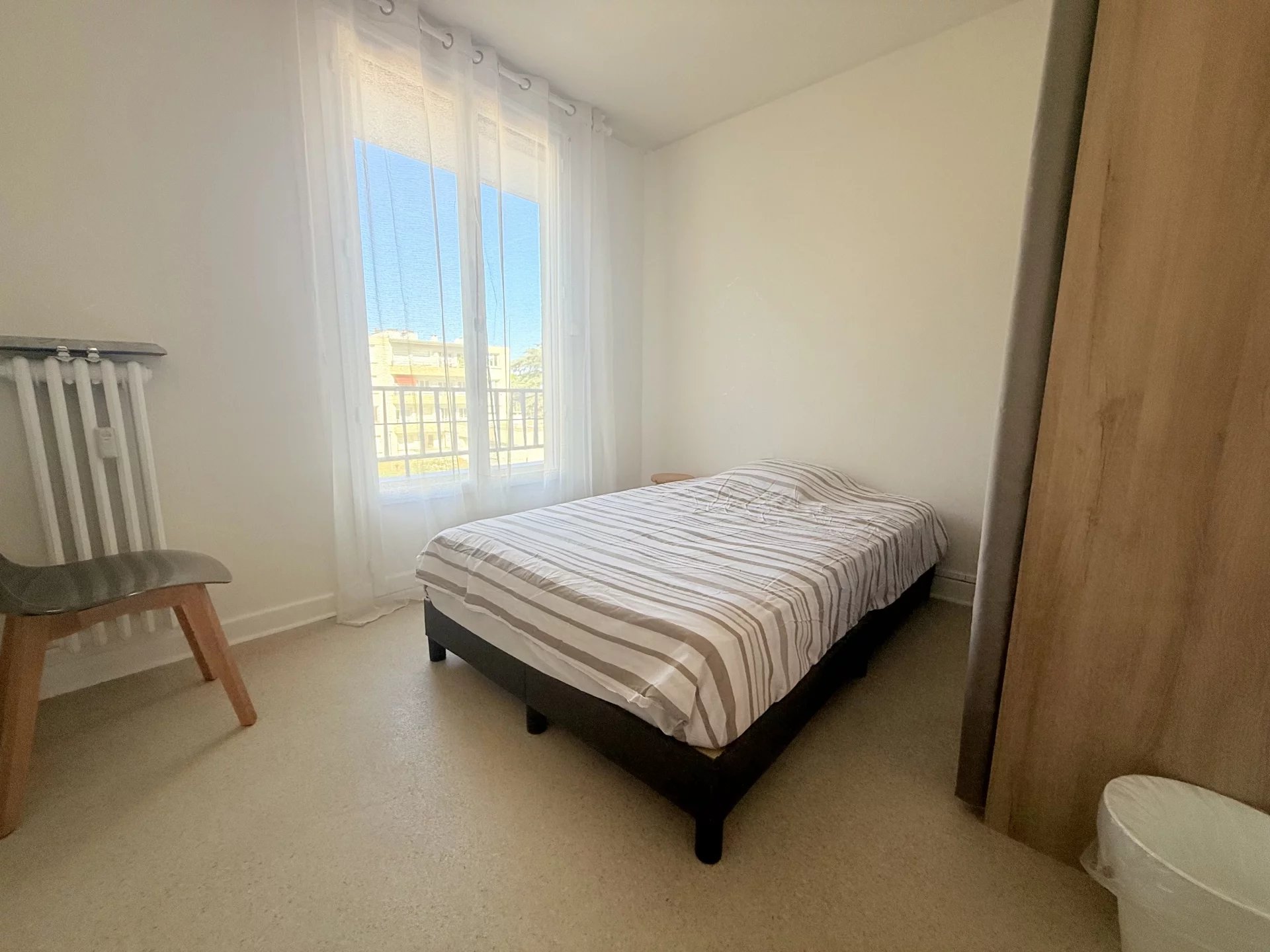 LOCATION - Appartement - Saint-Étienne (42000) - 390 €