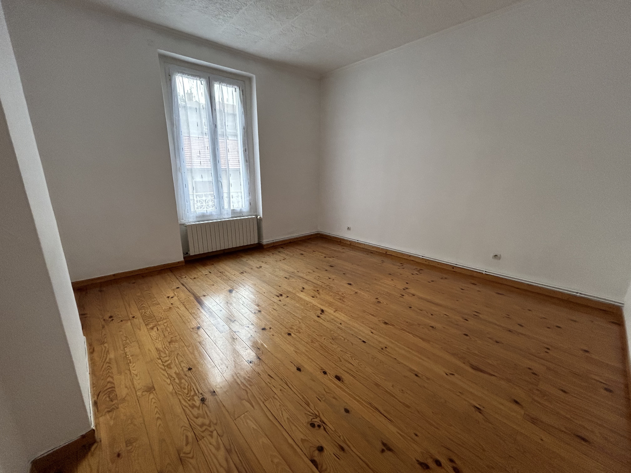 LOCATION - Appartement - Saint-Étienne (42000) - 668 €