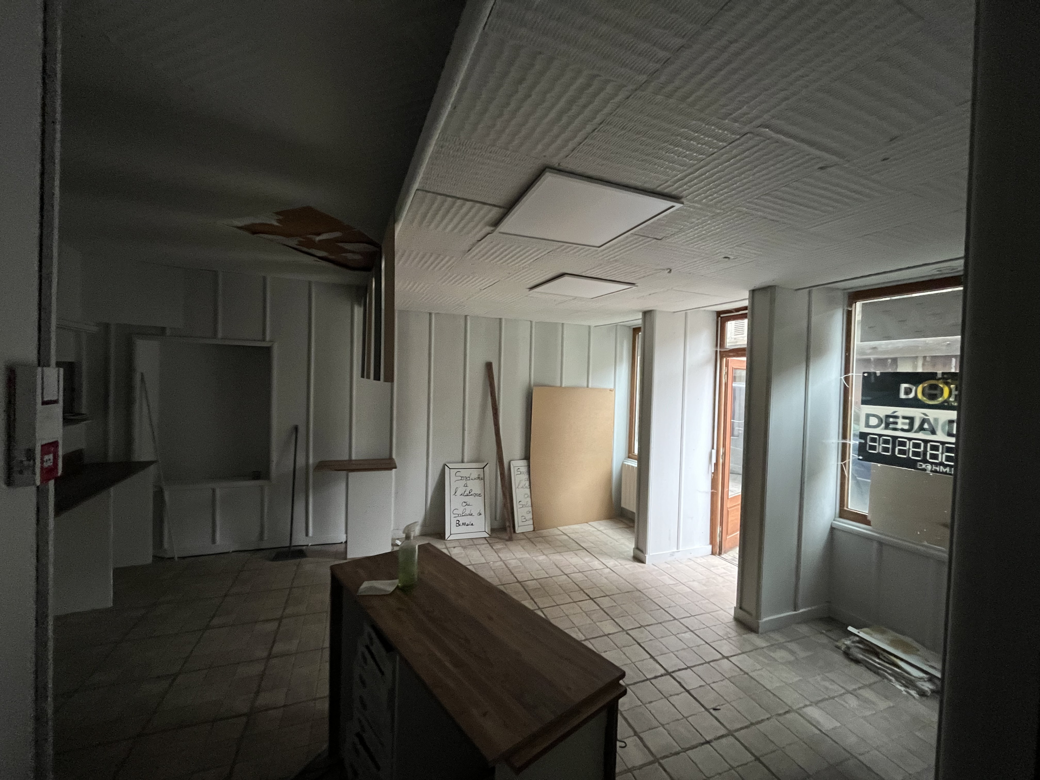 LOCATION - Inconnu - Saint-Bonnet-le-Château (42380) - 365 €