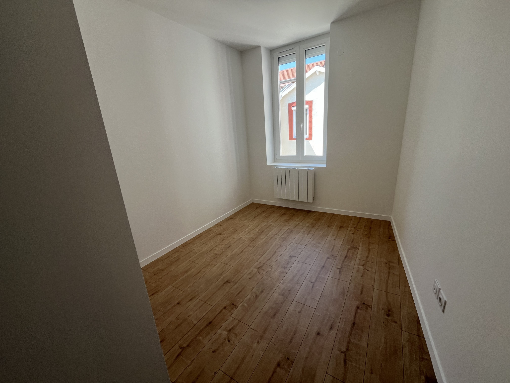 LOCATION - Appartement - Le Chambon-Feugerolles (42500) - 670 €
