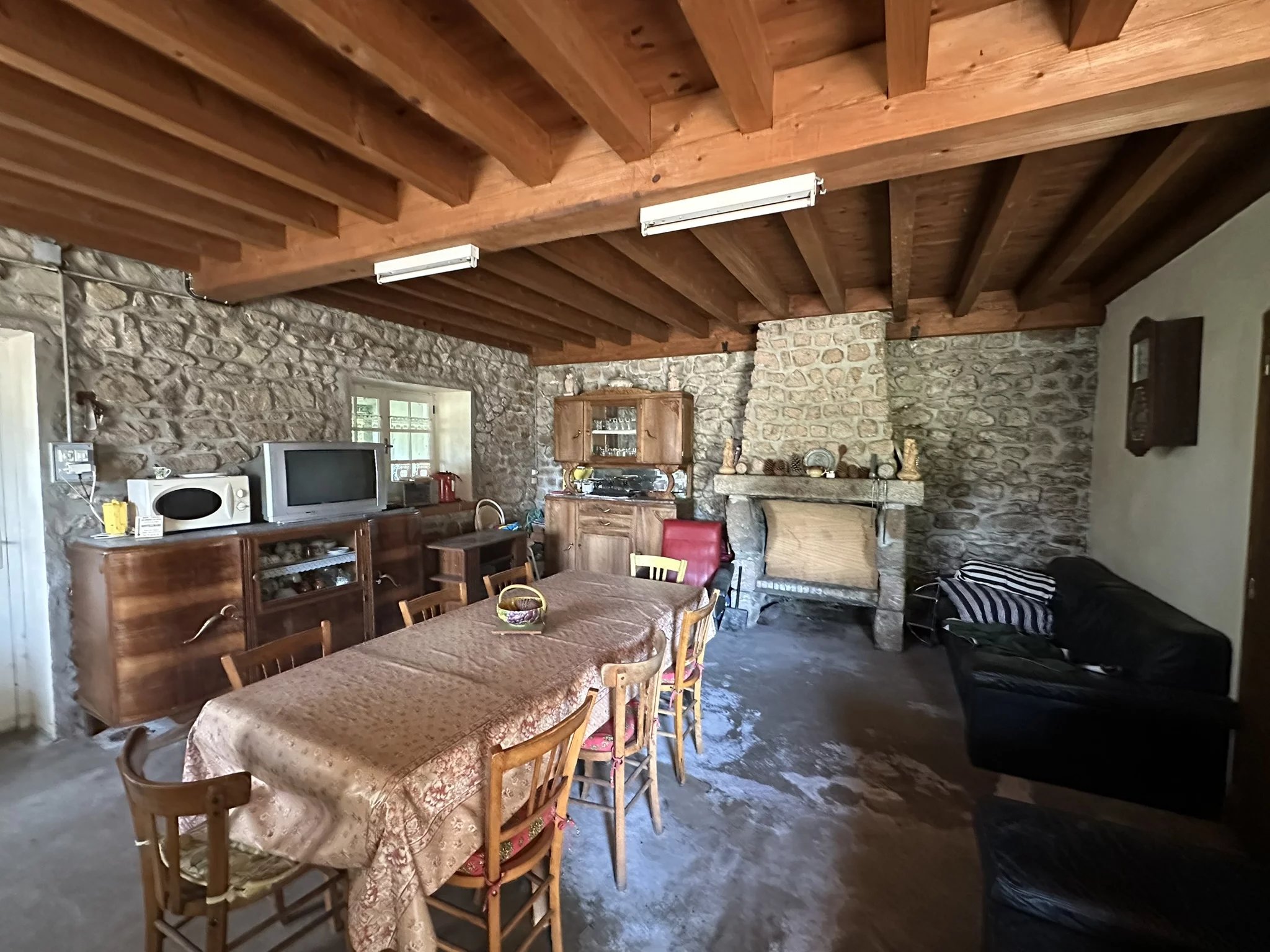 VENTE - Maison - Lapte (43200) - 98000 €