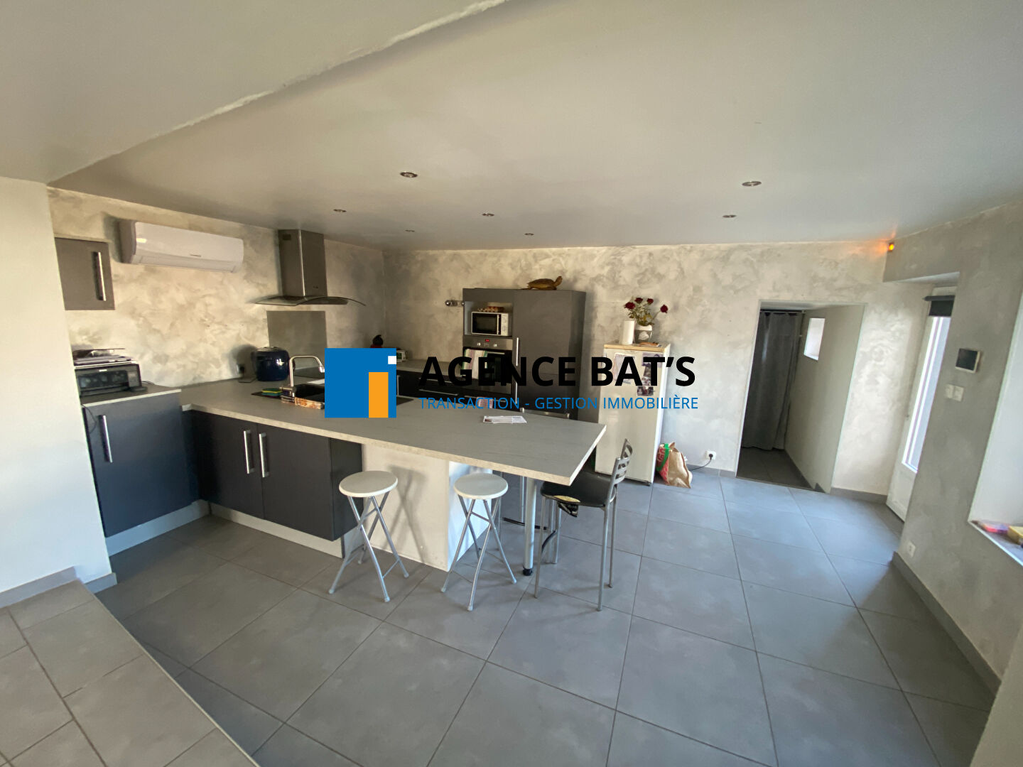 VENTE - Maison - CRAINTILLEUX (42210) - 295000 €